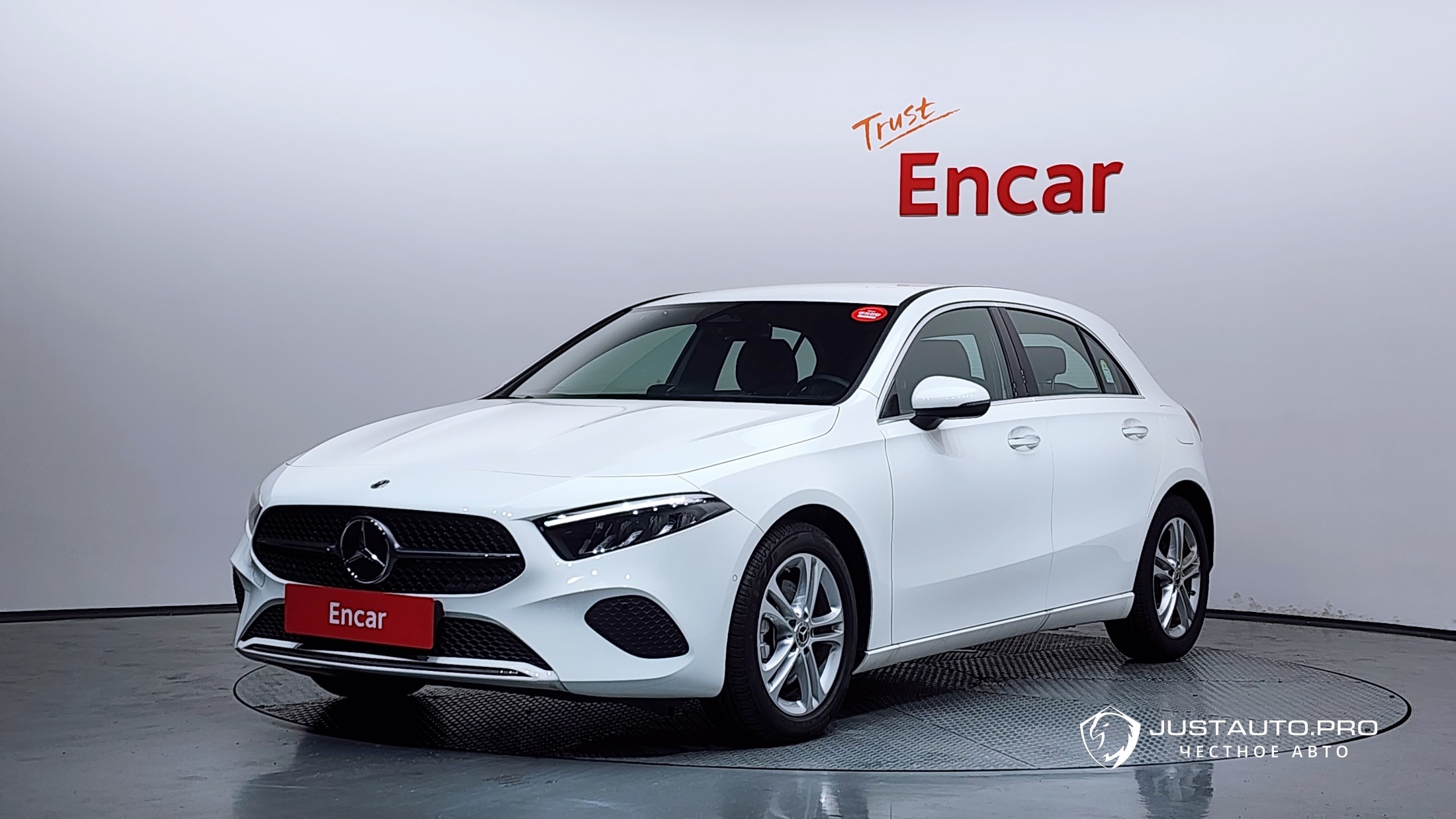 Автомобиль Mercedes-Benz A-Class