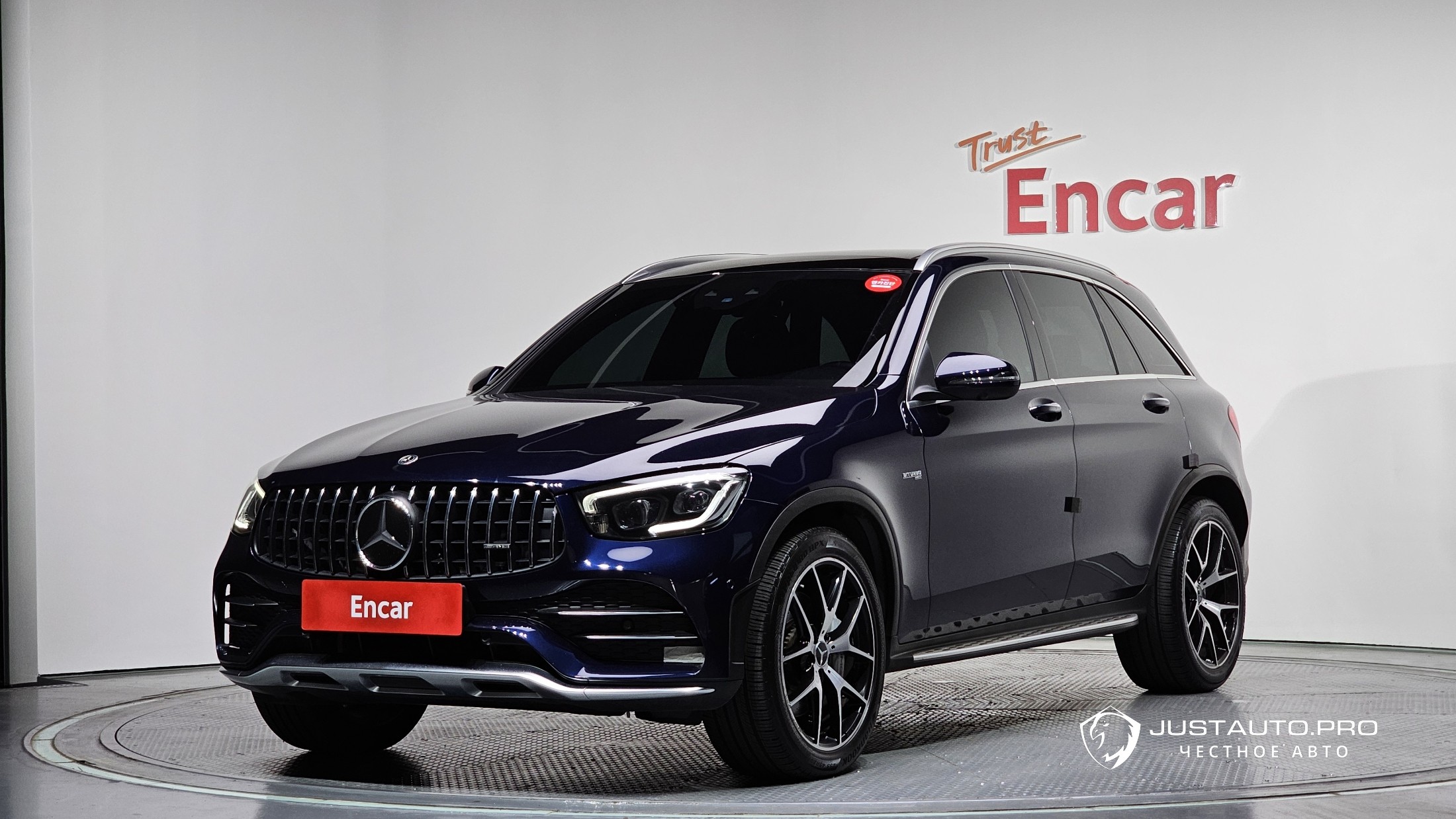 Автомобиль Mercedes-Benz GLC-Class