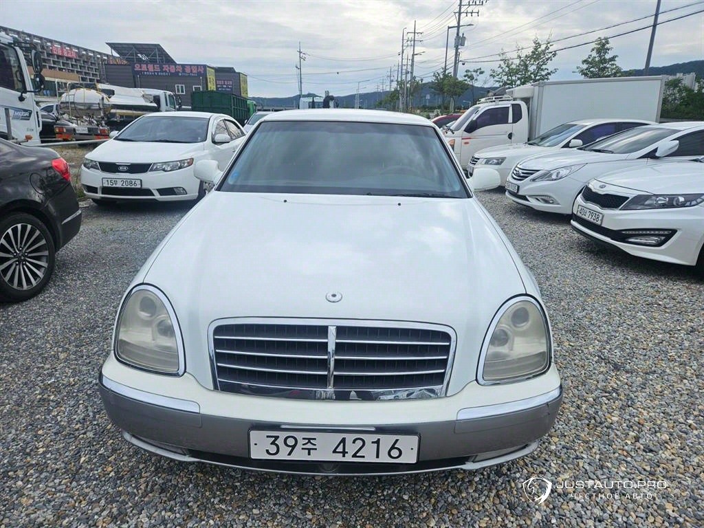 Автомобиль KG_Mobility_Ssangyong Chairman