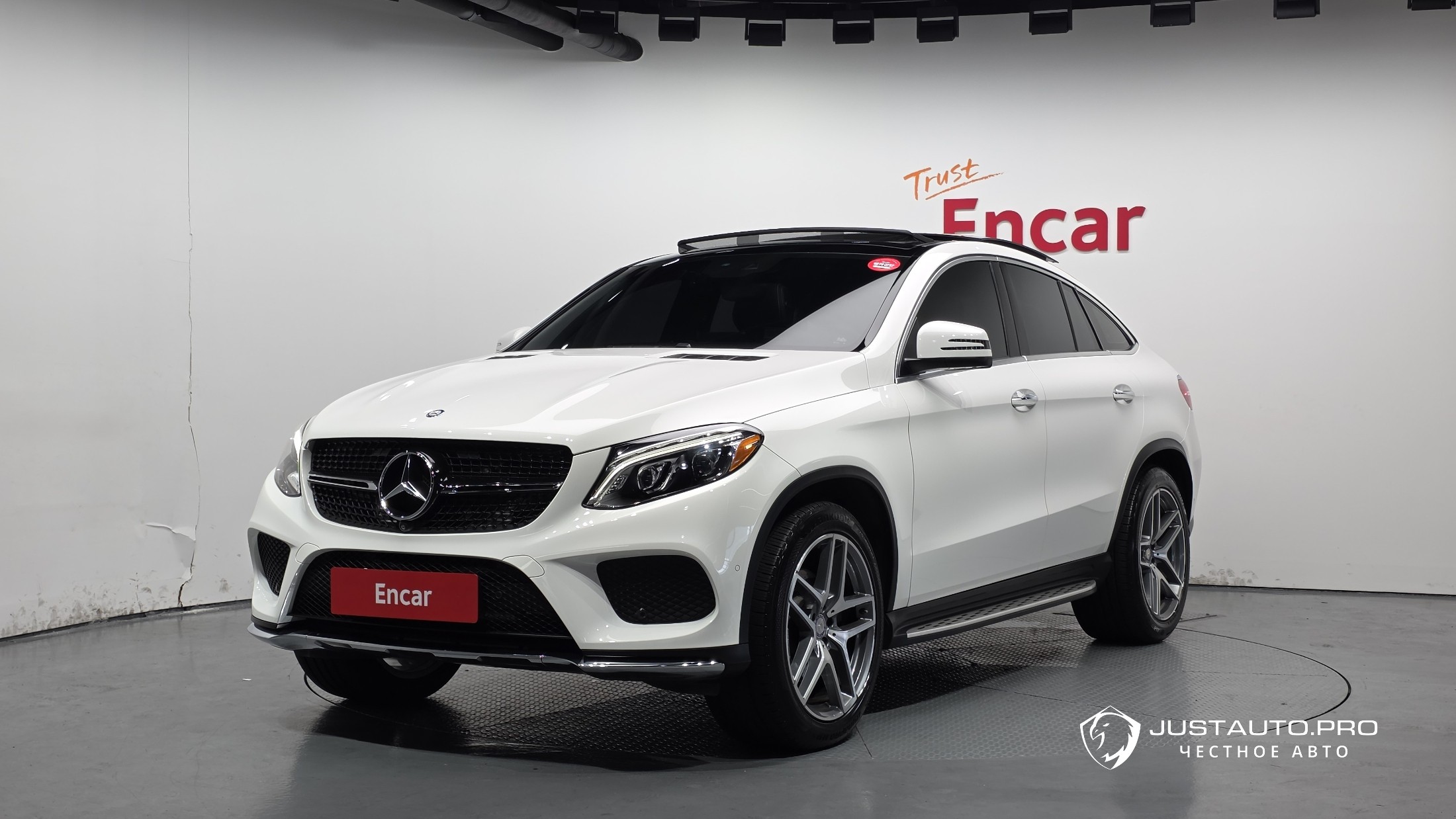 Автомобиль Mercedes-Benz GLE-Class