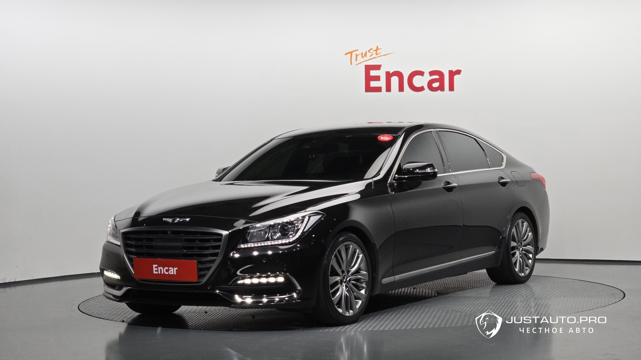 Автомобиль Genesis G80