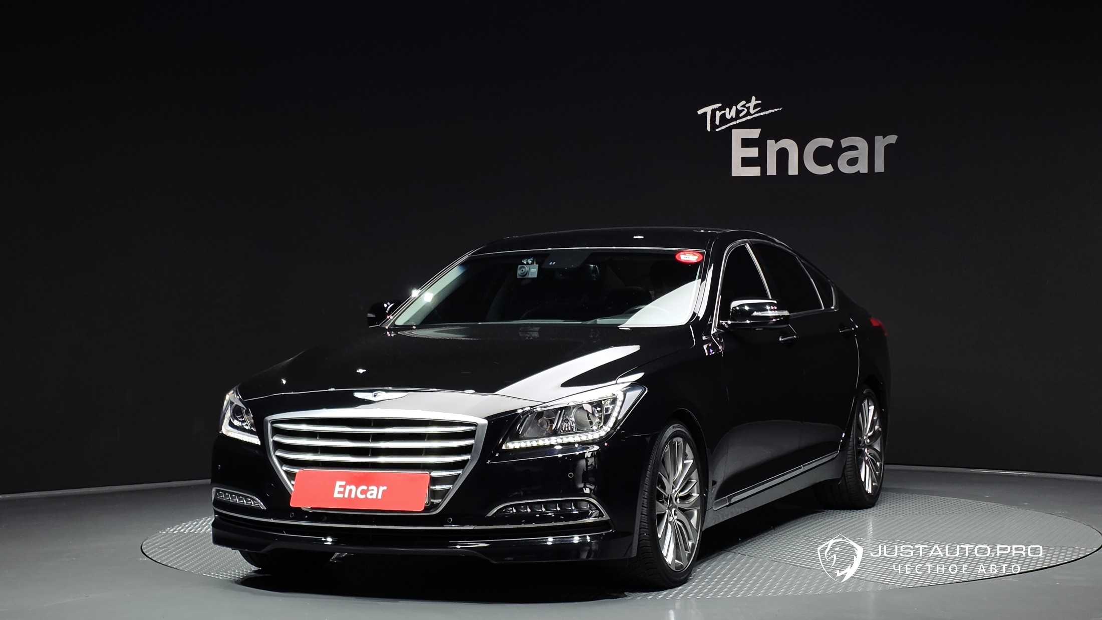 Автомобиль Hyundai Genesis