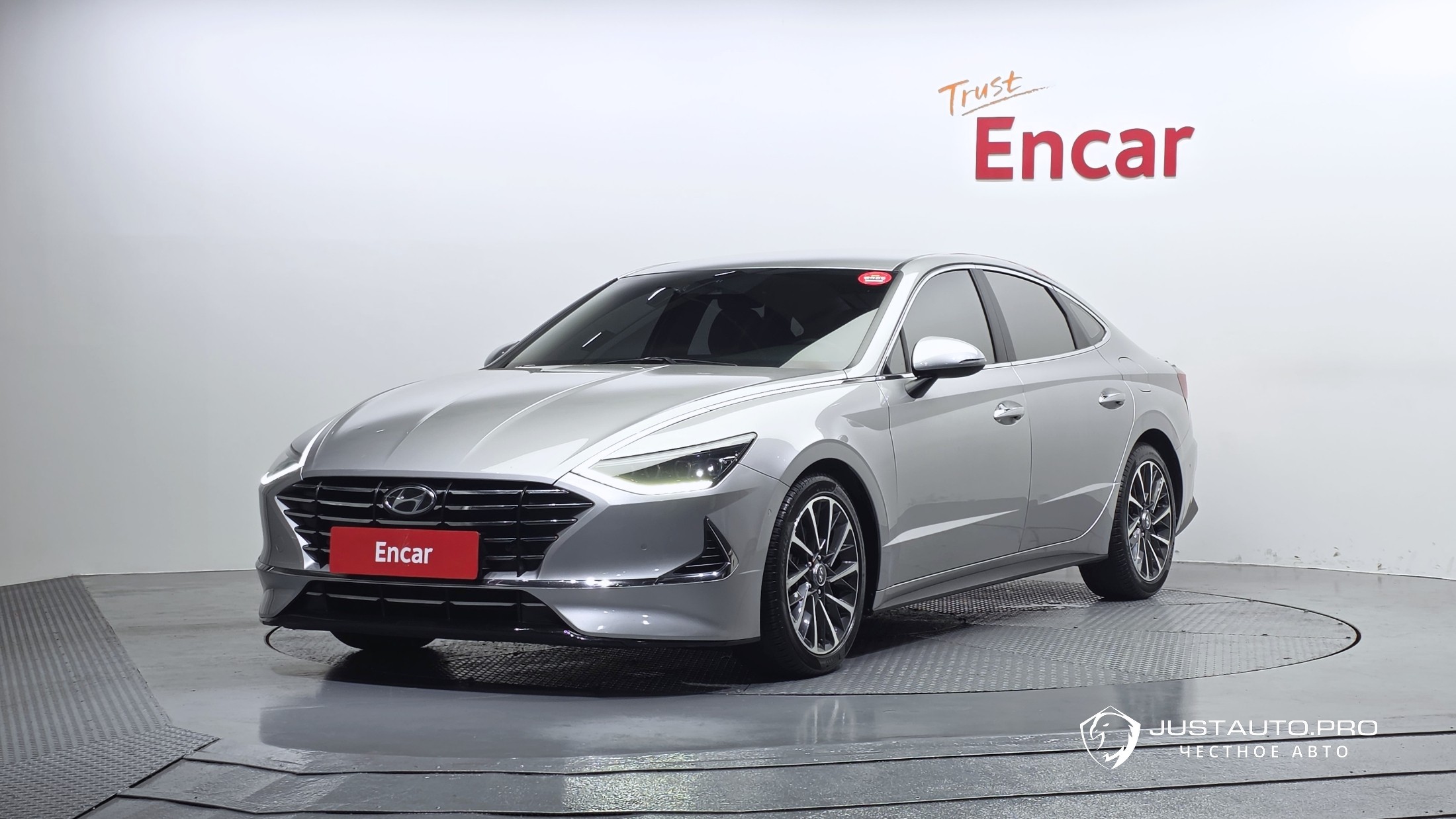 Автомобиль Hyundai Sonata