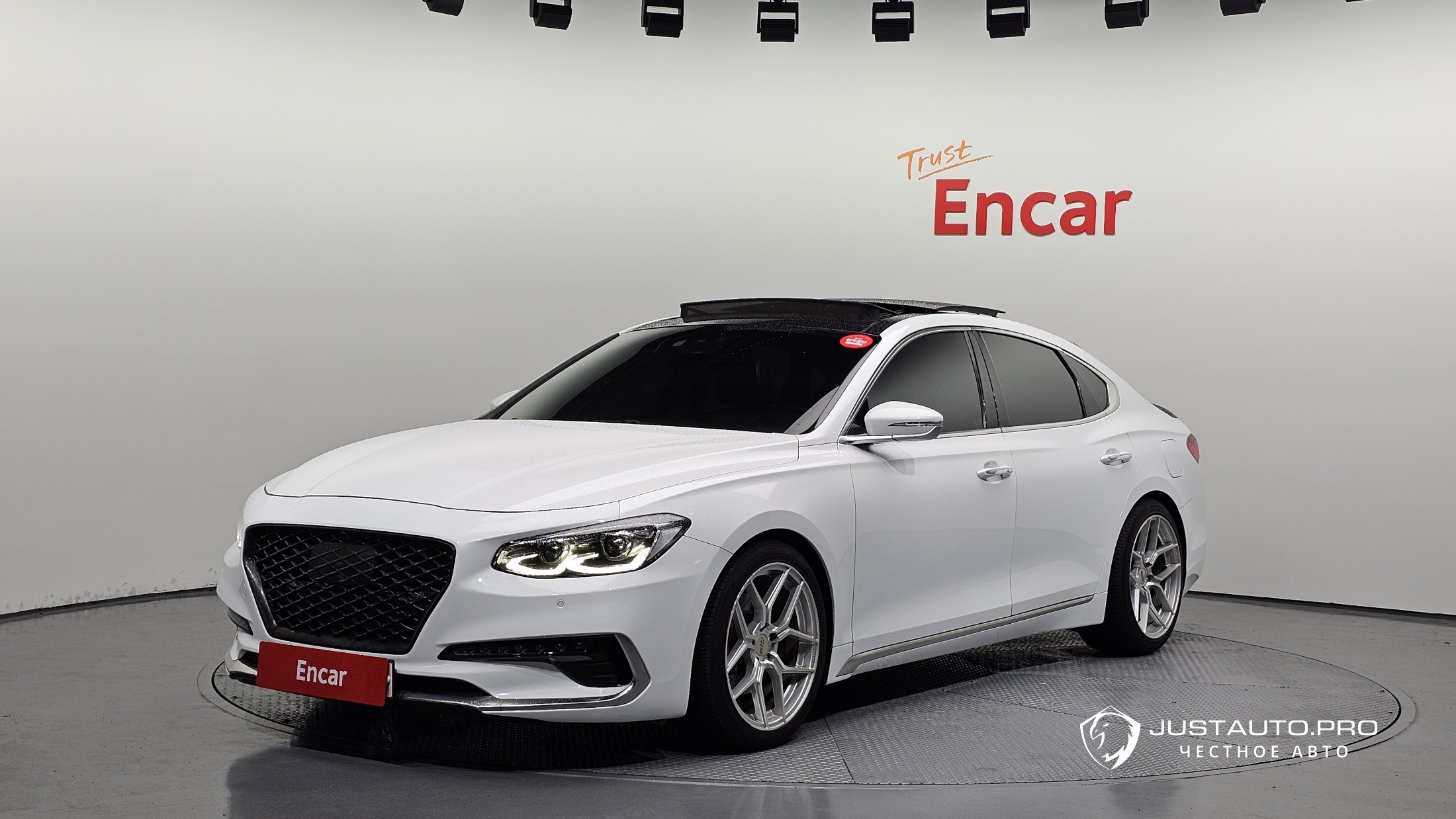 Автомобиль Hyundai Grandeur