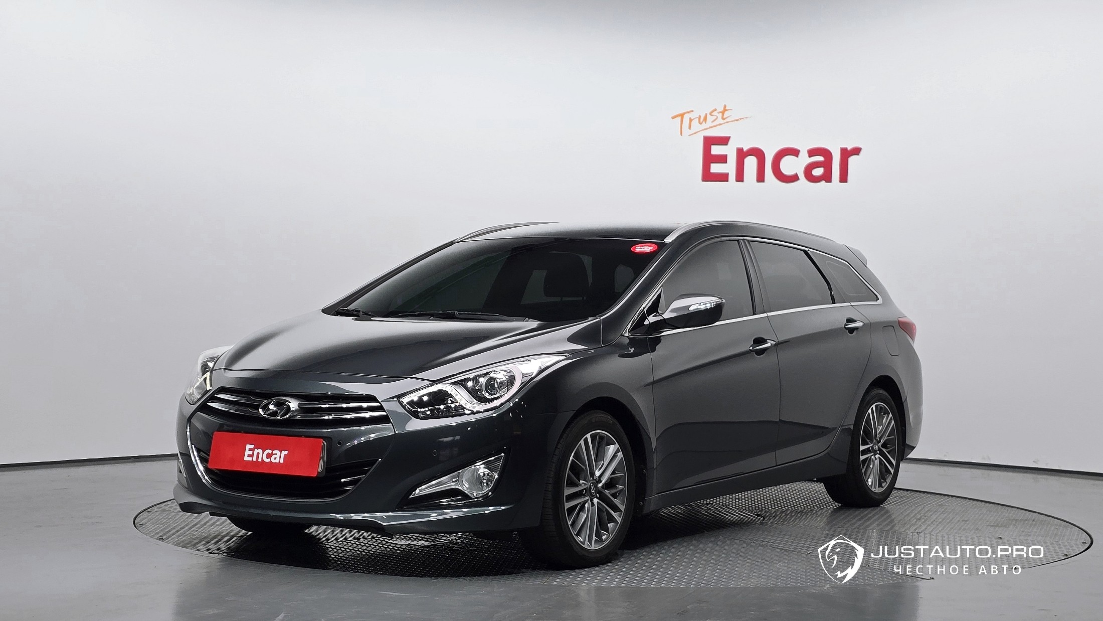Автомобиль Hyundai i40