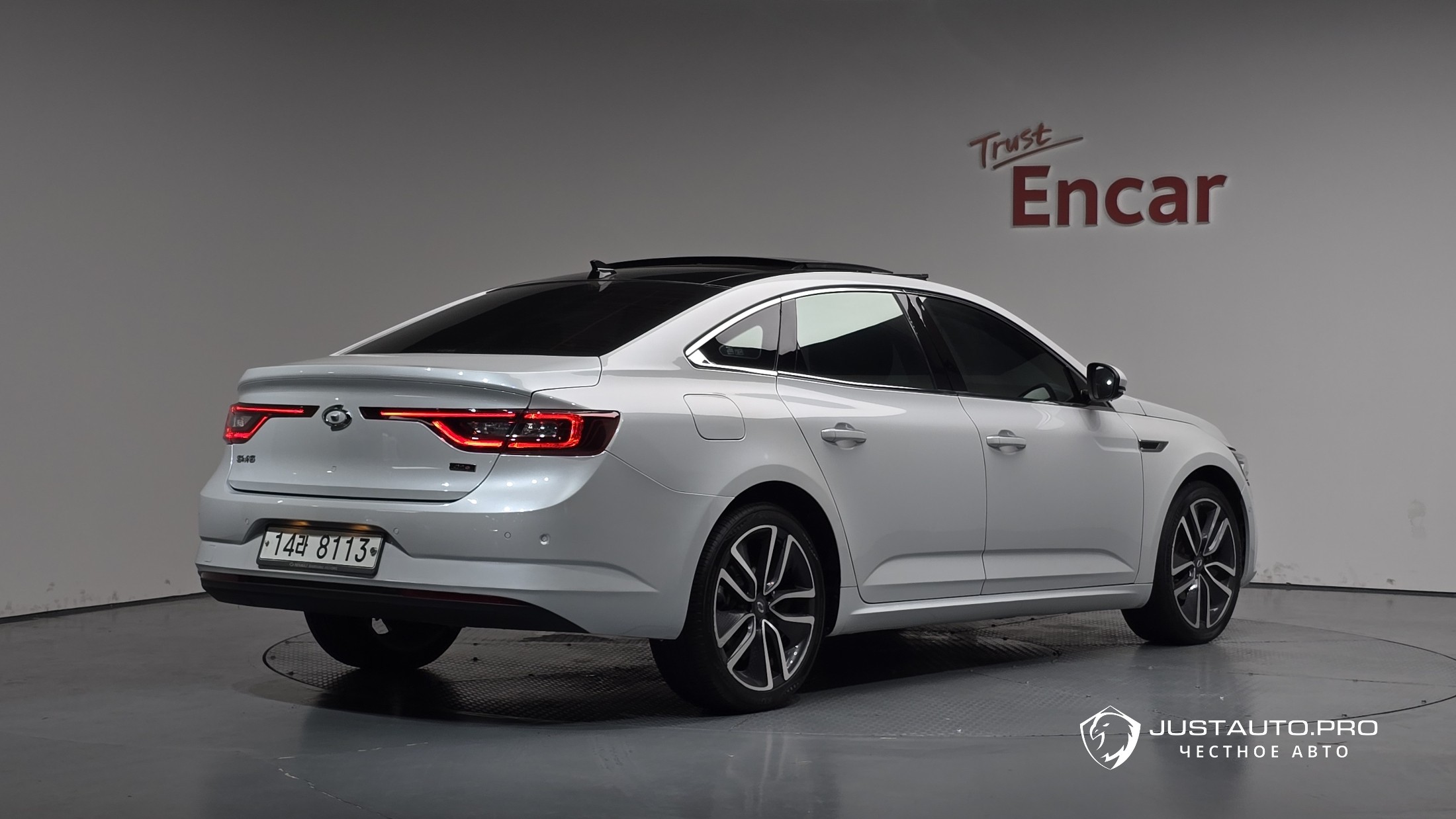 Автомобиль Renault-KoreaSamsung SM6