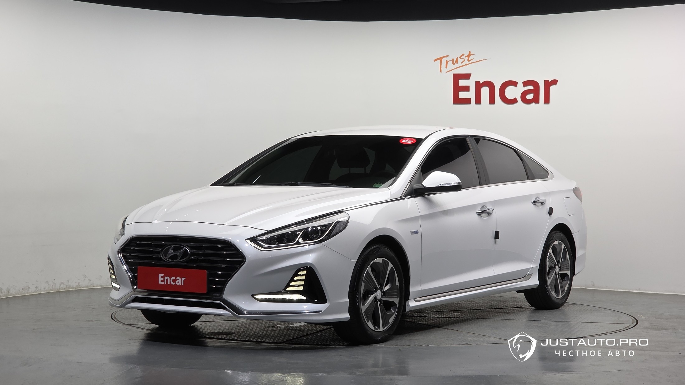 Автомобиль Hyundai Sonata