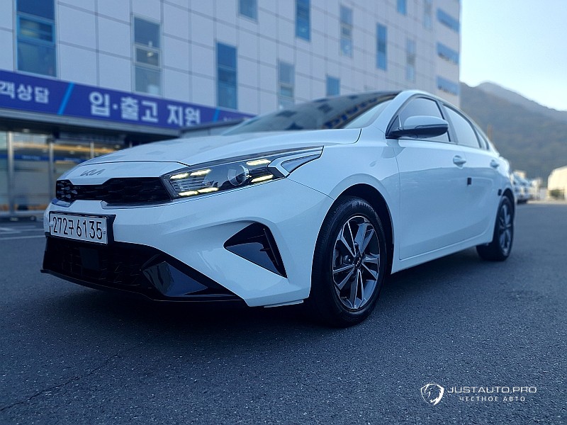 Автомобиль Kia K3