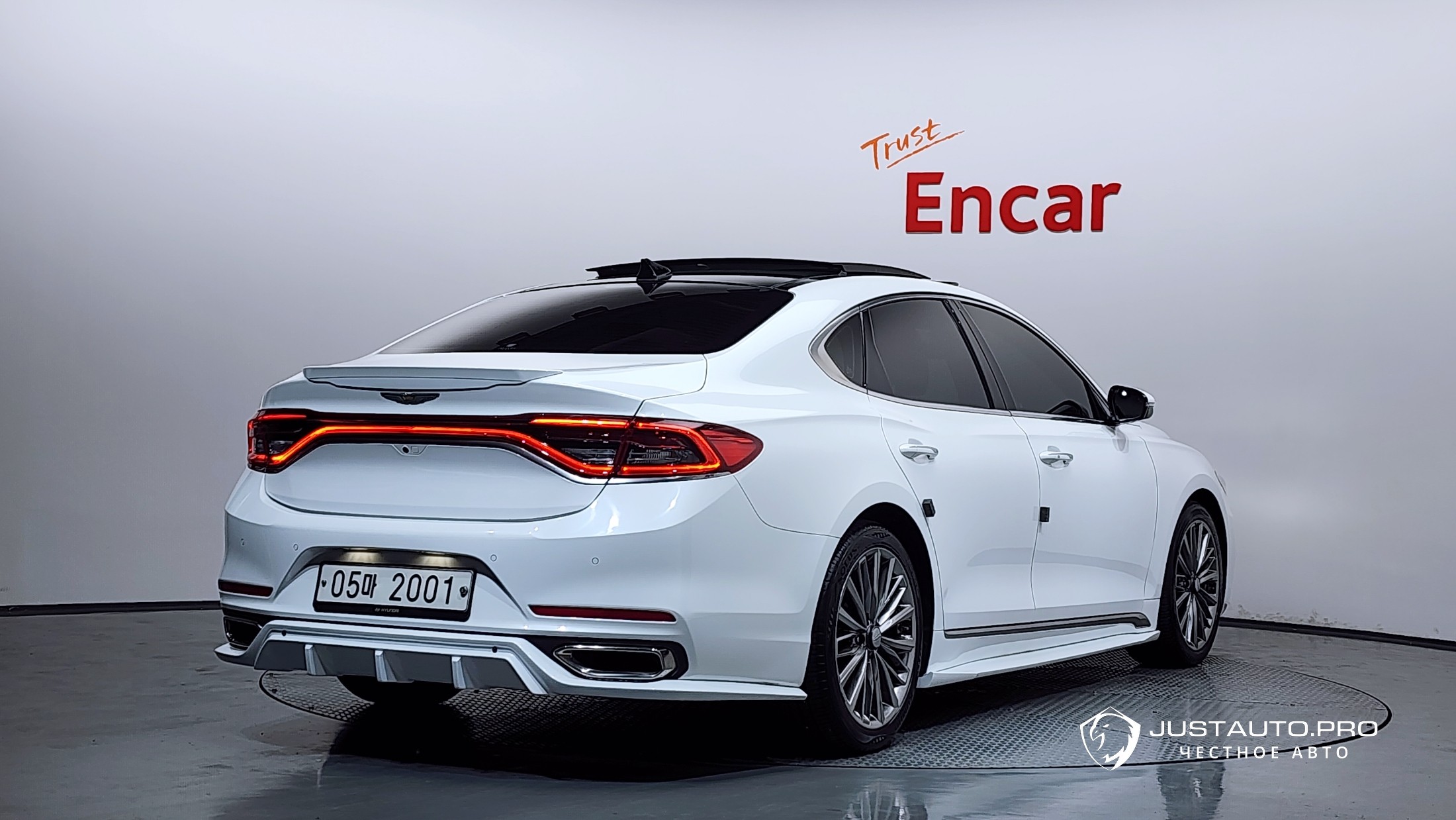 Автомобиль Hyundai Grandeur