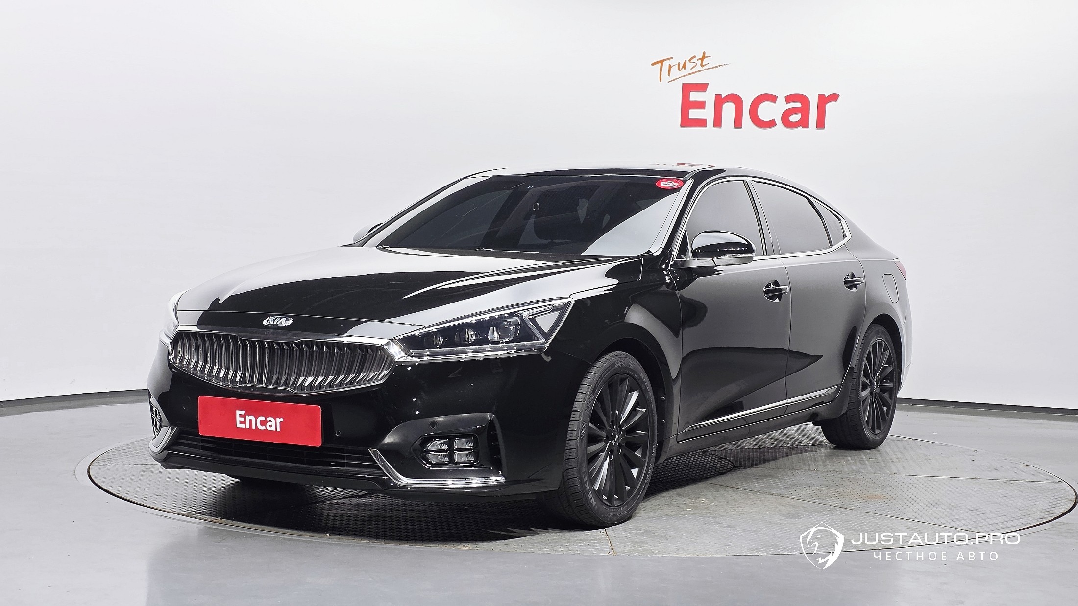 Автомобиль Kia K7