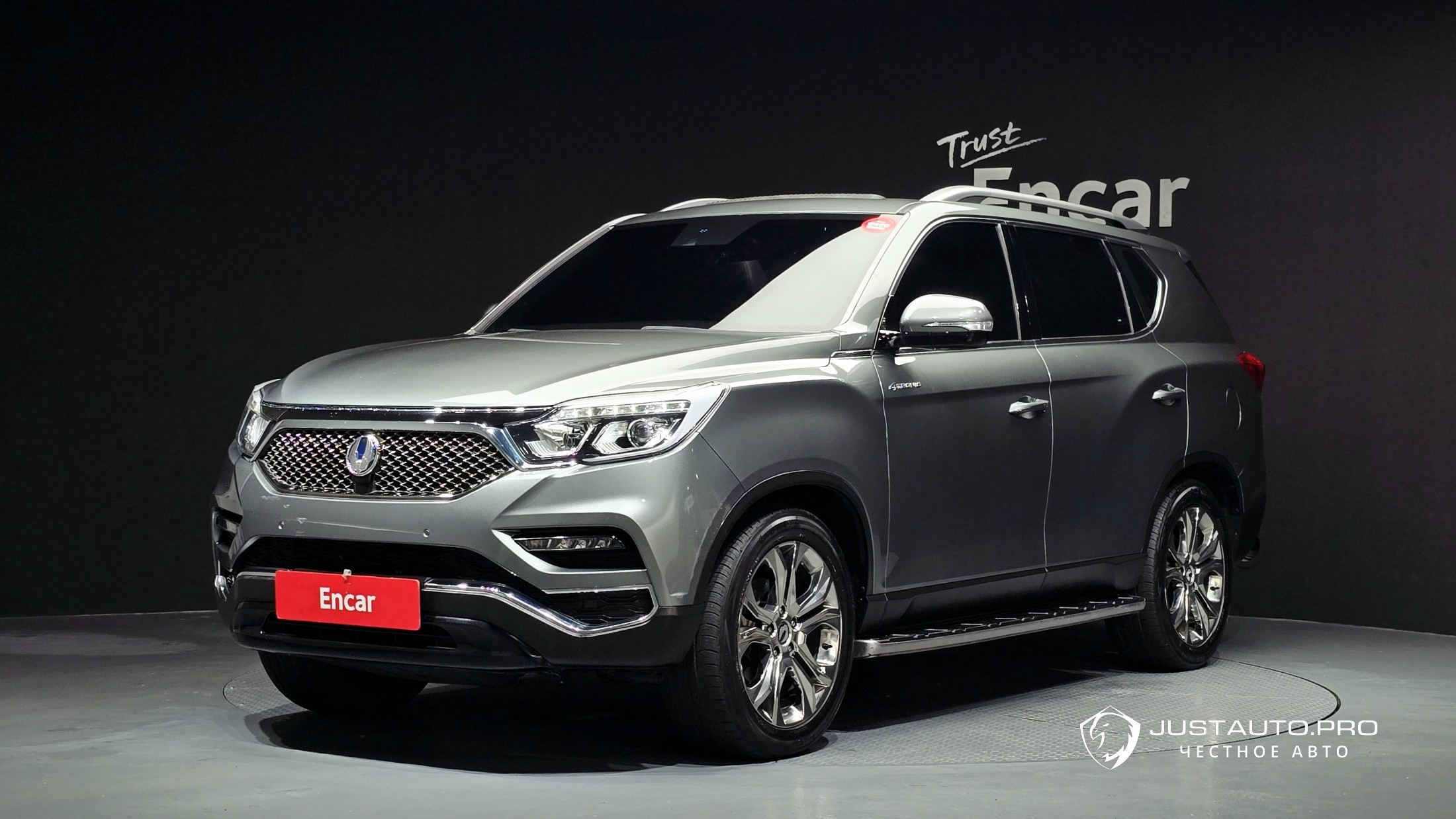 Автомобиль KG_Mobility_Ssangyong Rexton