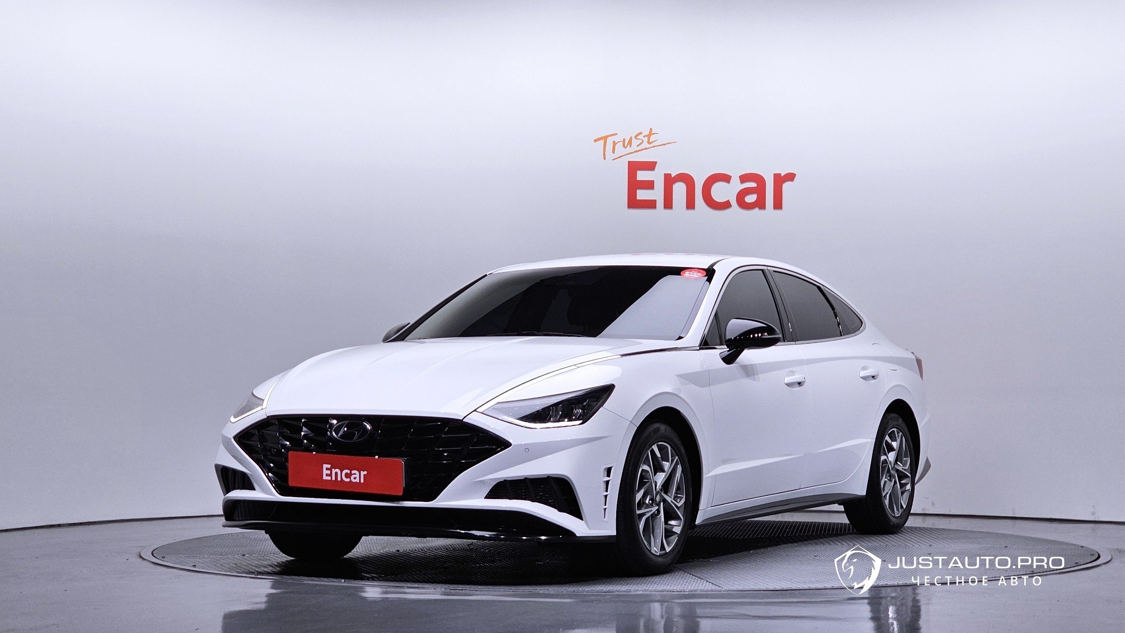 Автомобиль Hyundai Sonata