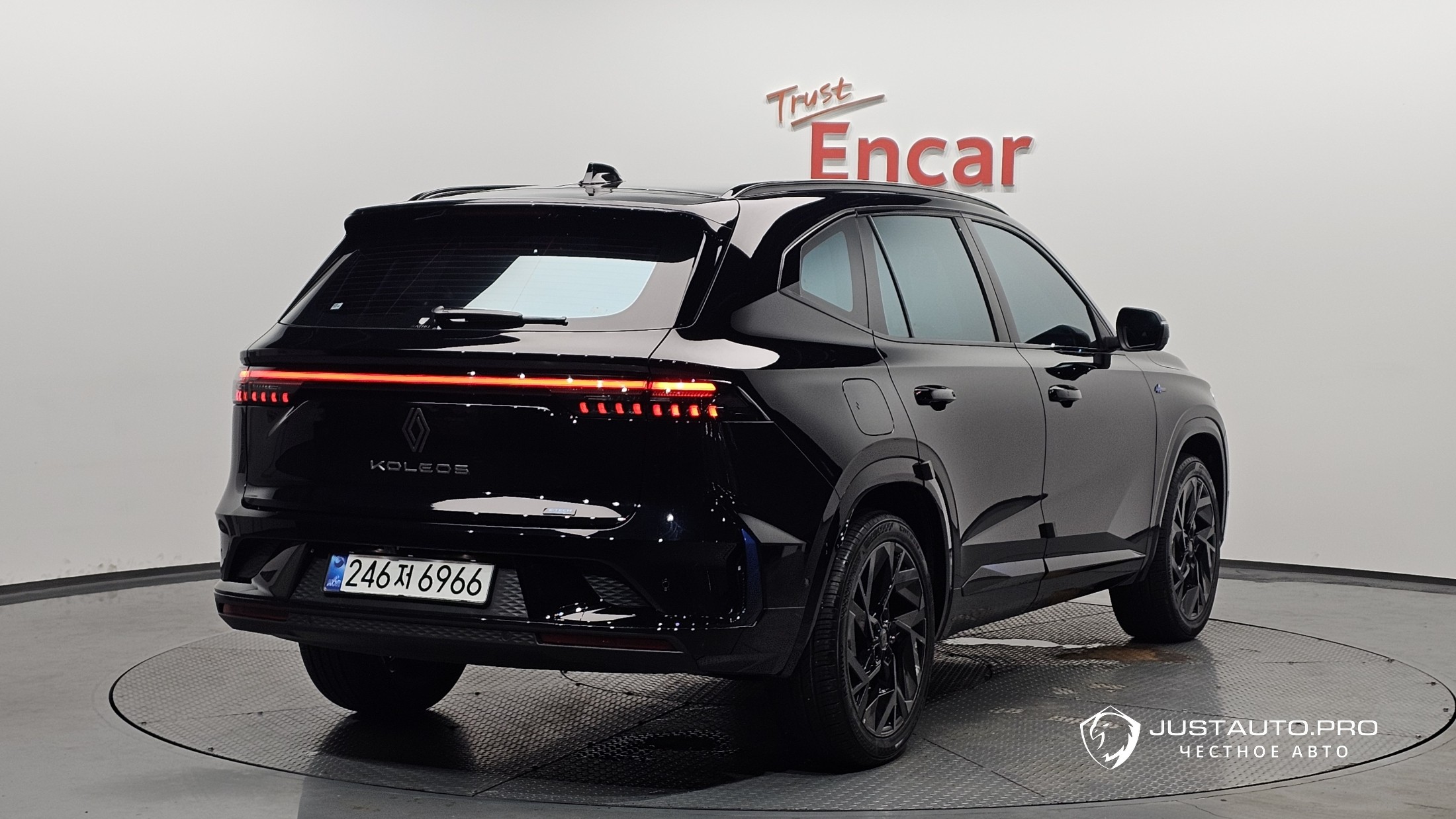 Автомобиль Renault-KoreaSamsung Grand Koleos