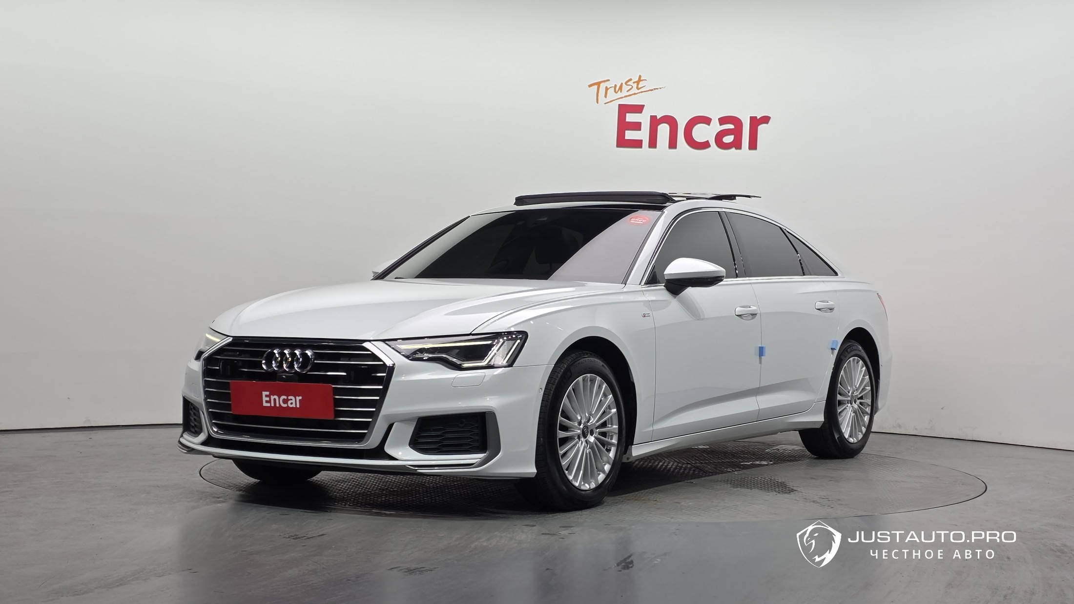 Автомобиль Audi A6