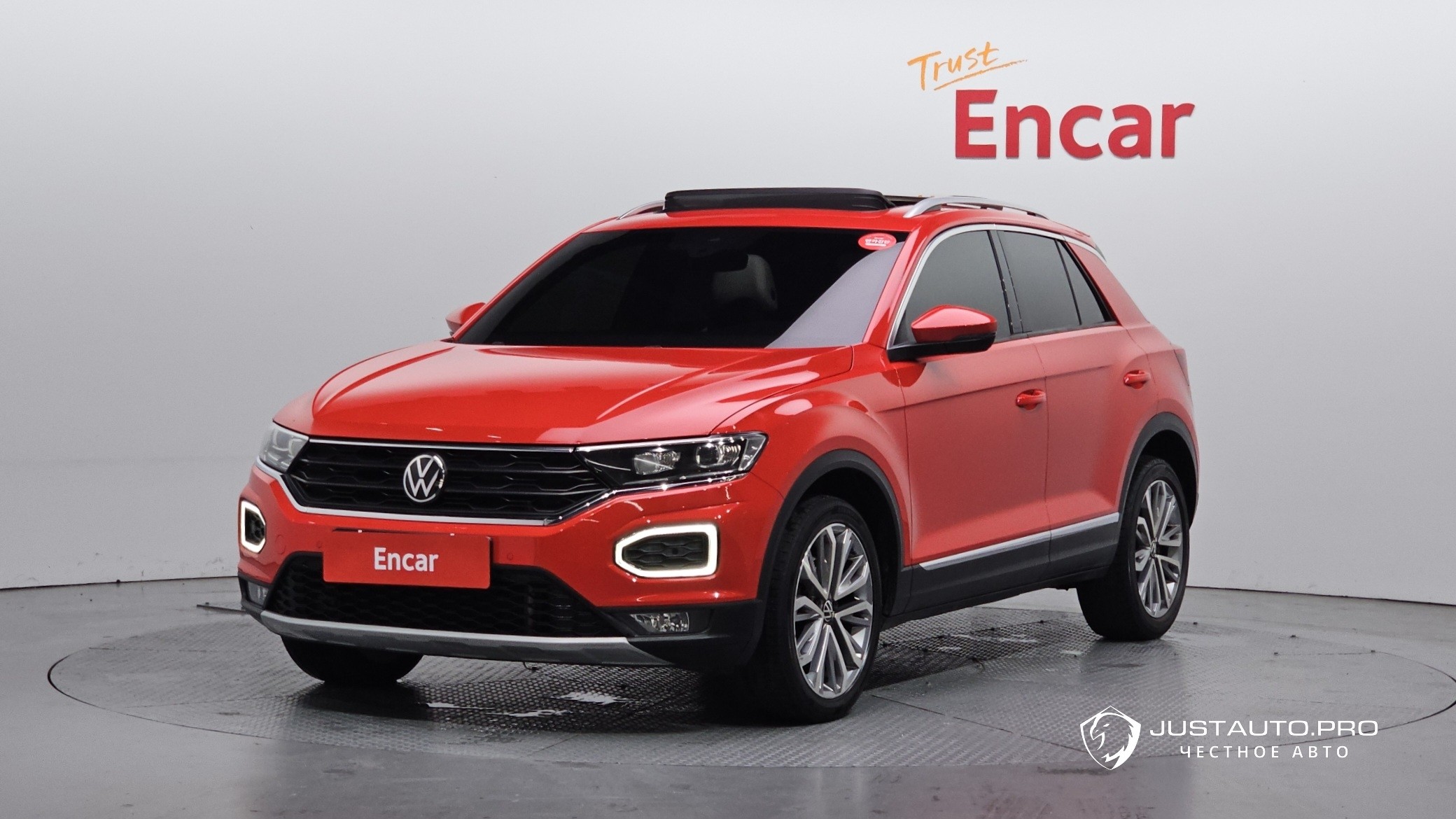 Автомобиль Volkswagen T-Roc