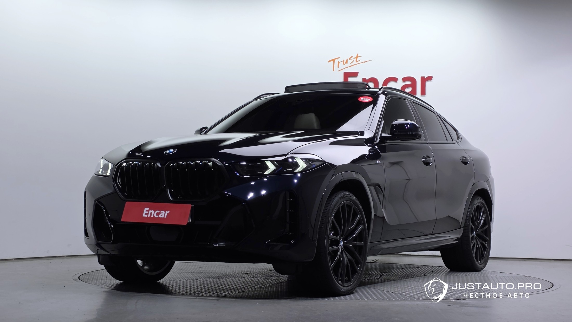 Автомобиль BMW X6
