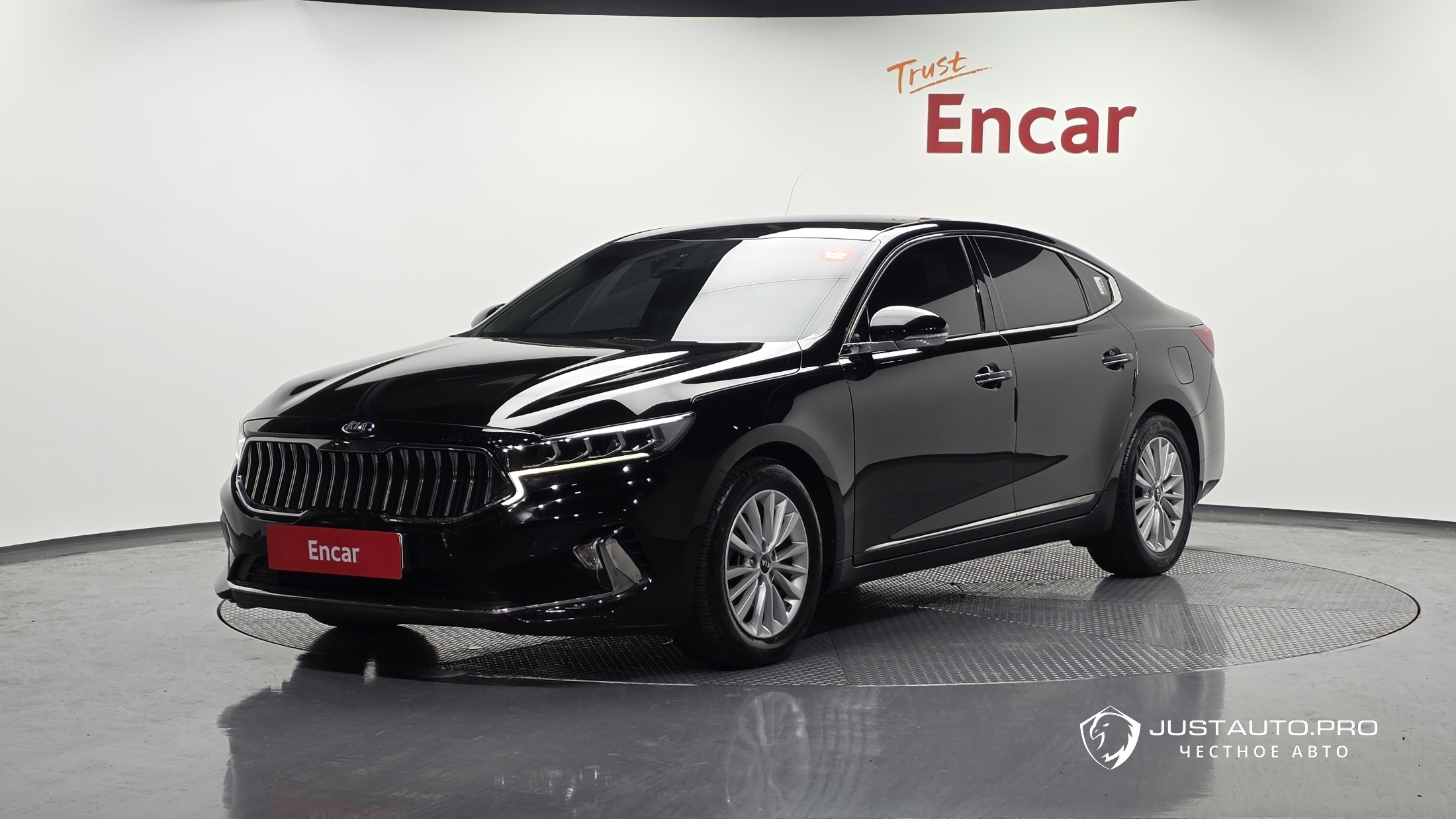 Автомобиль Kia K7