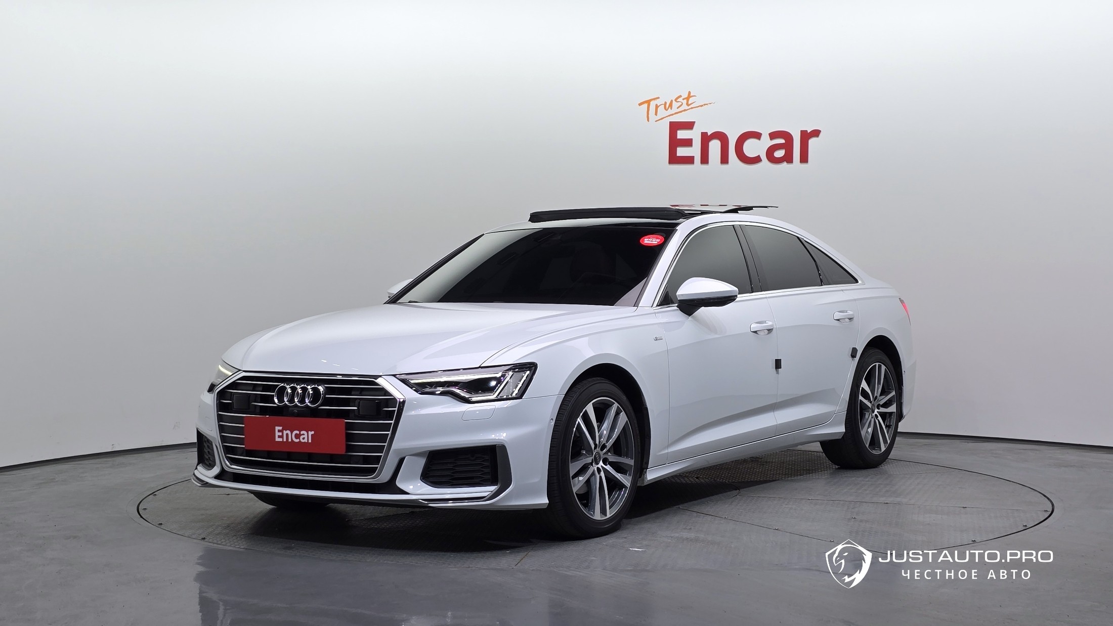 Автомобиль Audi A6