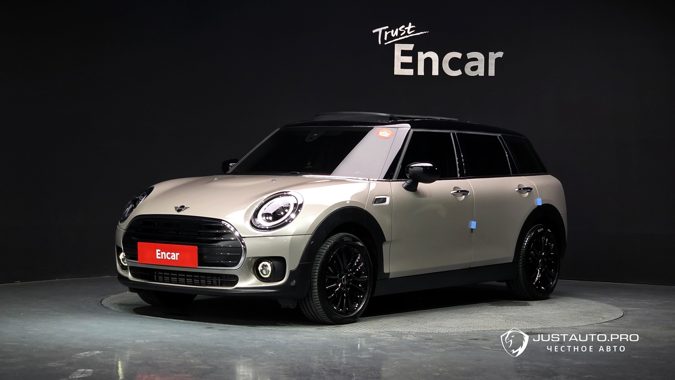 Автомобиль Mini Clubman