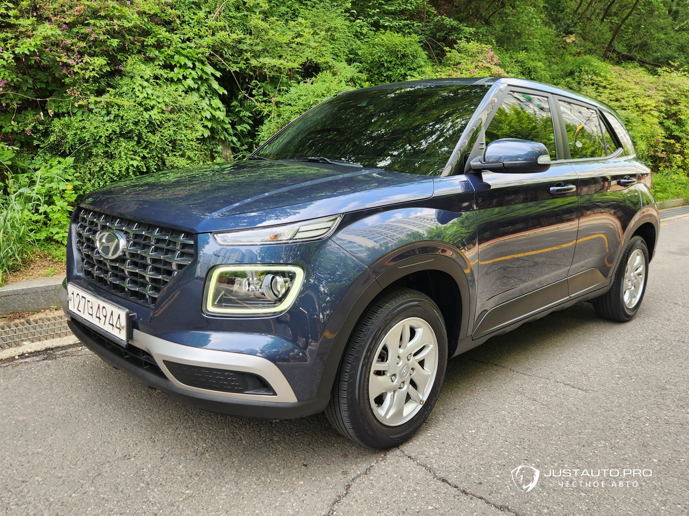 Автомобиль Hyundai Venue