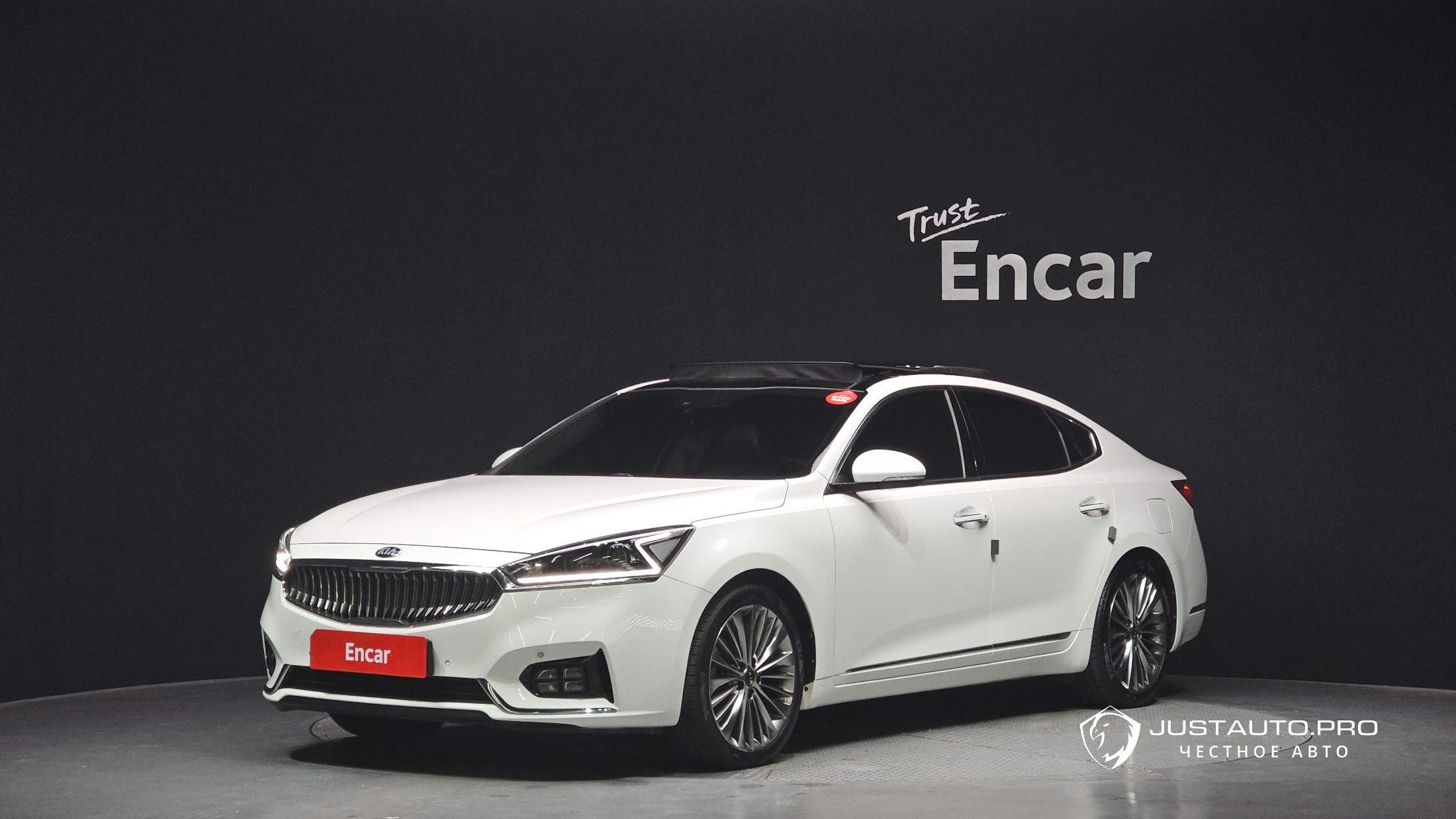Автомобиль Kia K7