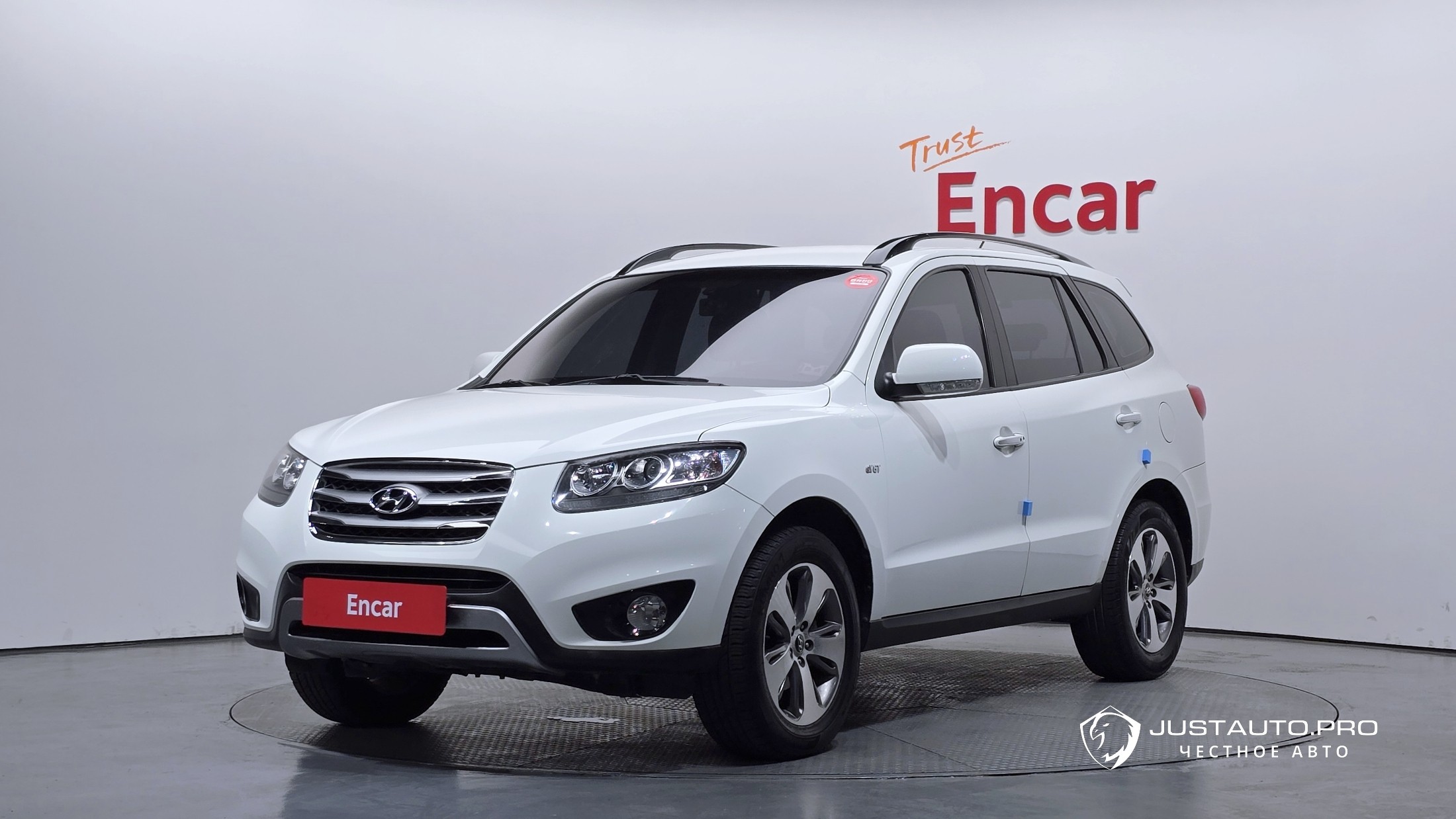 Автомобиль Hyundai Santafe