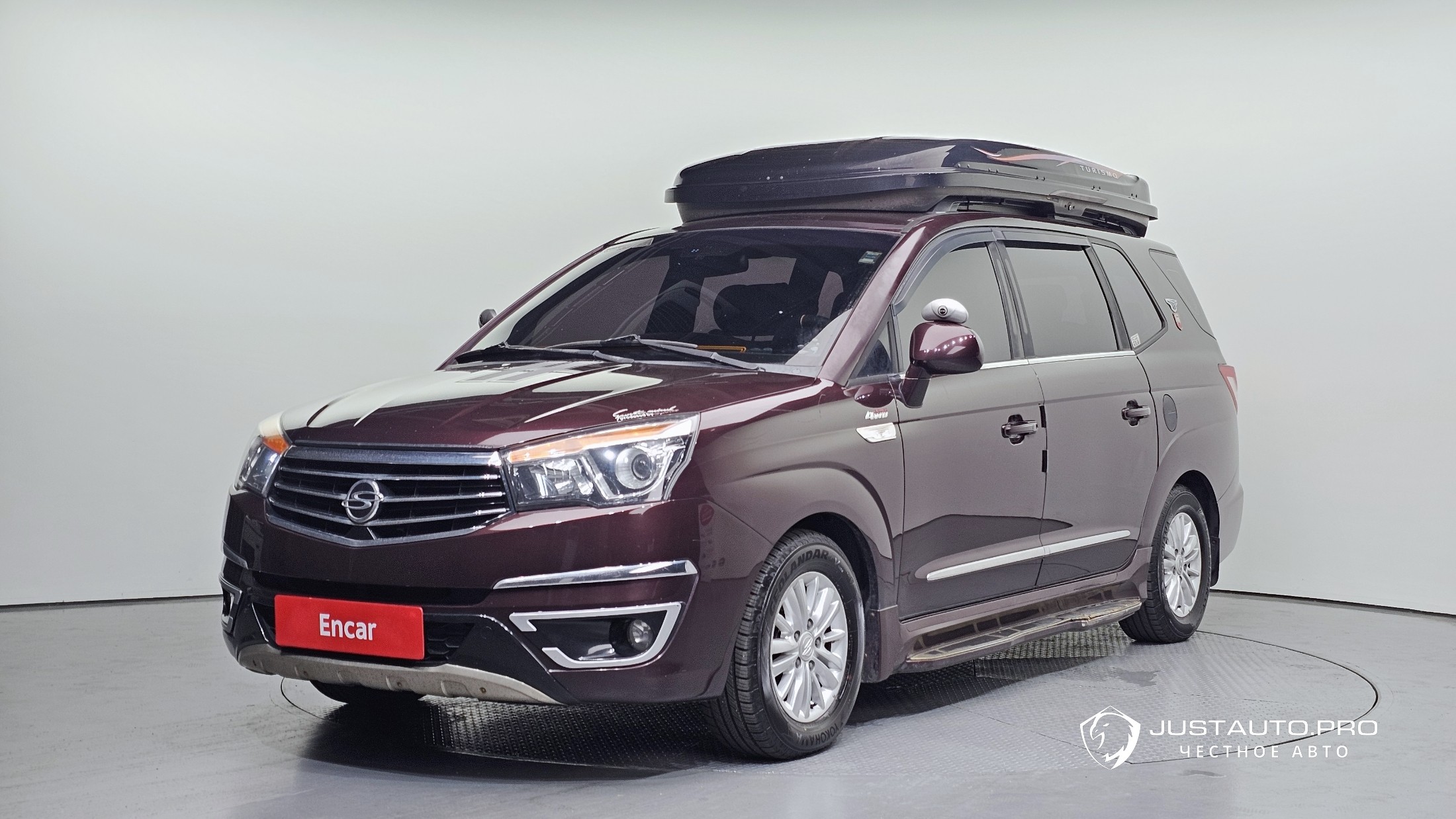 Автомобиль KG_Mobility_Ssangyong KORANDO