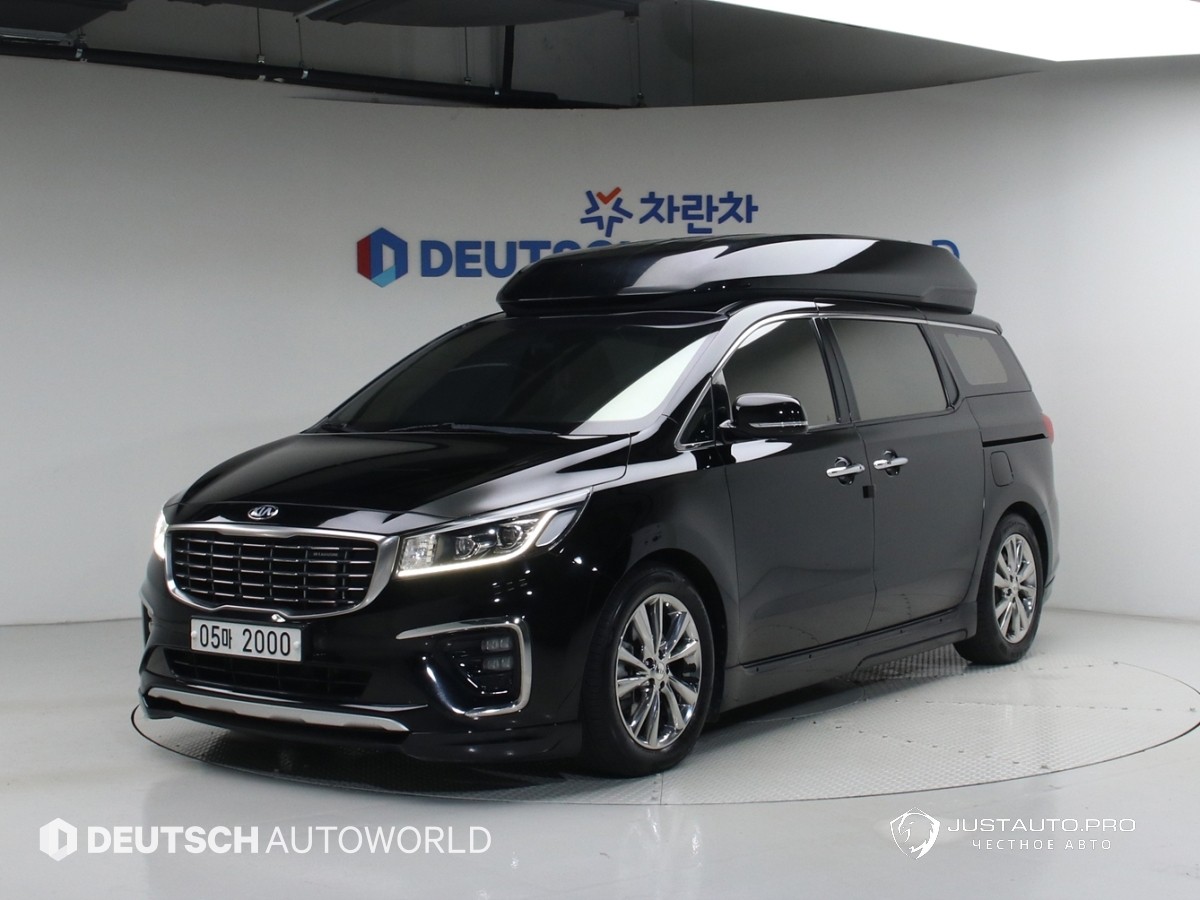 Автомобиль Kia Canival