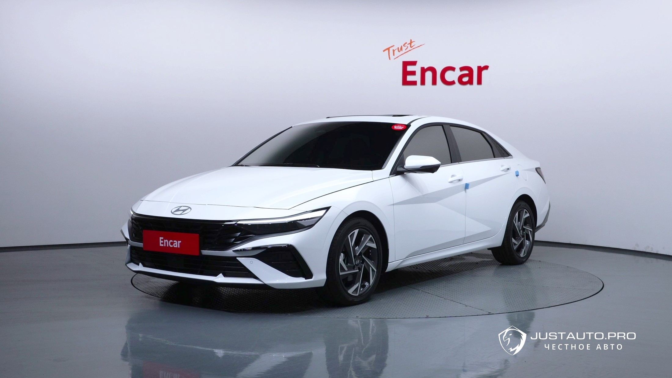 Автомобиль Hyundai AVANTE