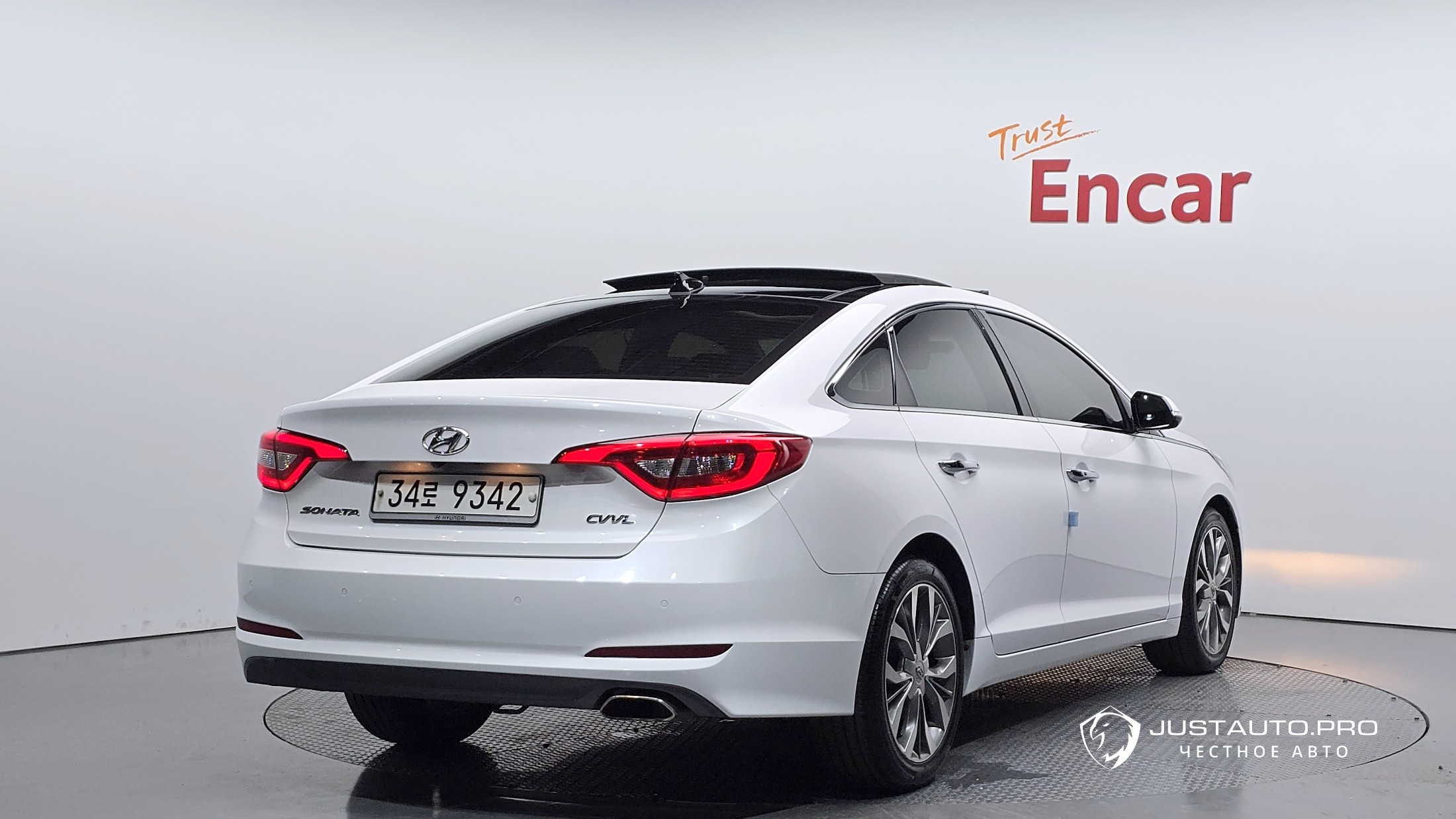 Автомобиль Hyundai Sonata