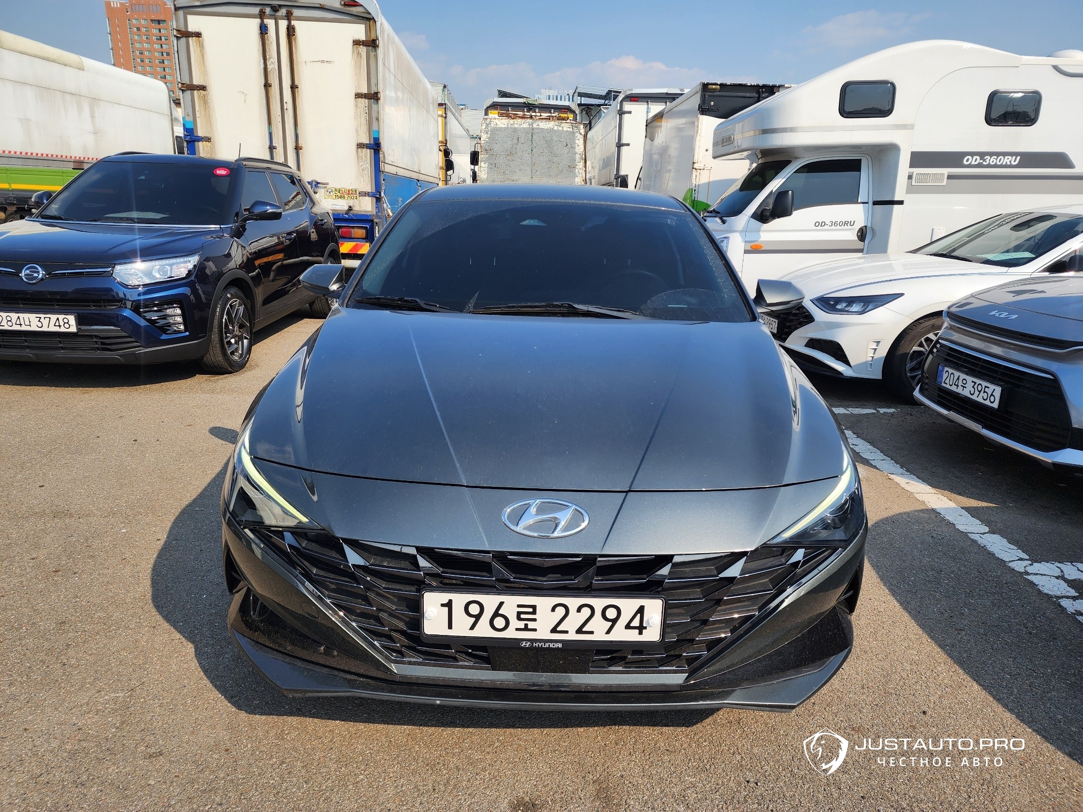 Автомобиль Hyundai AVANTE