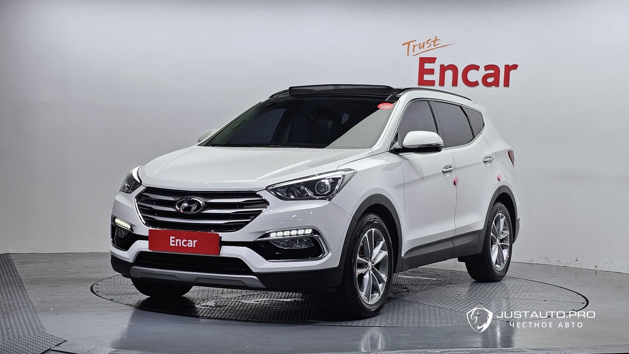 Автомобиль Hyundai Santafe