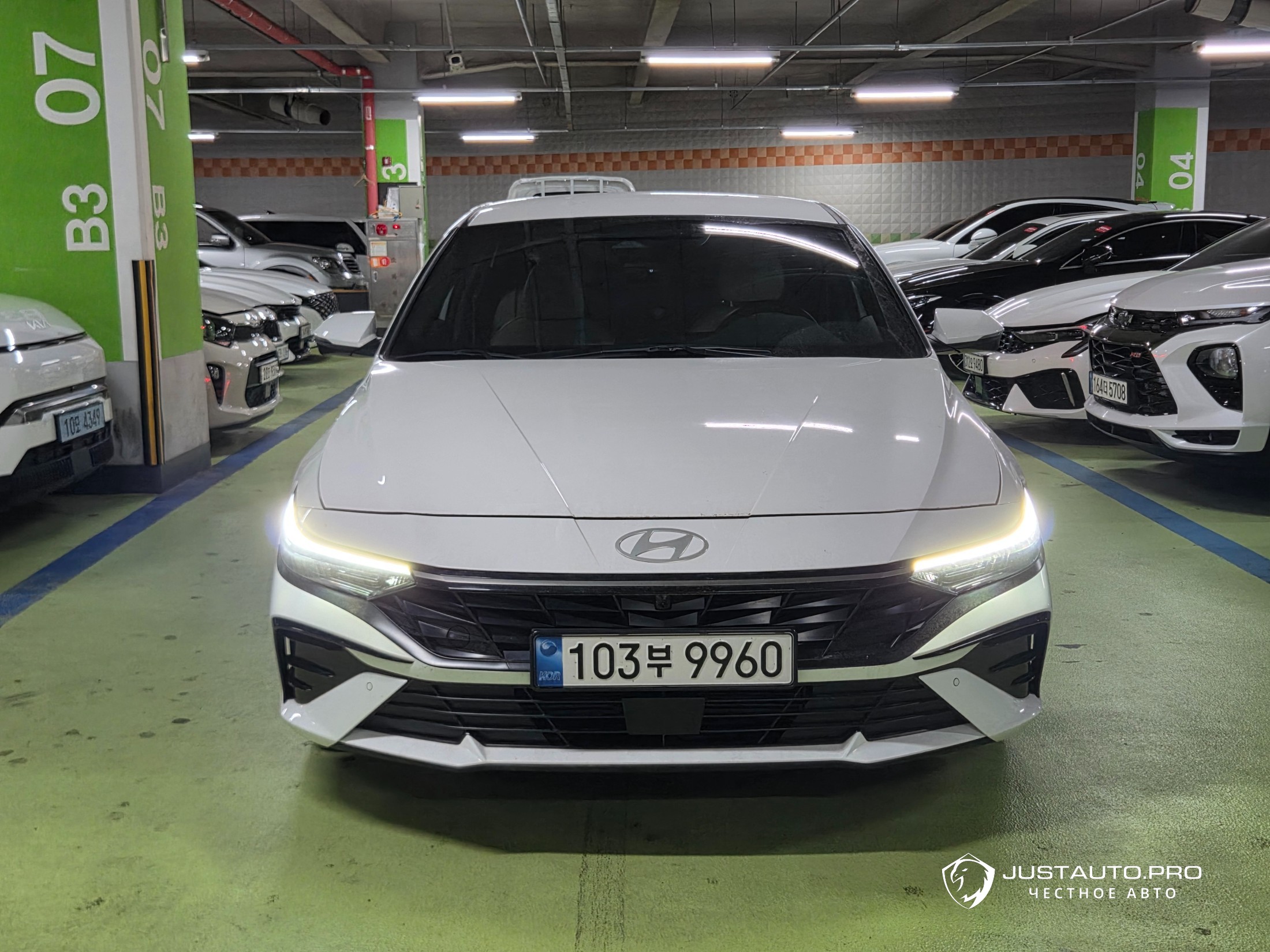 Автомобиль Hyundai AVANTE