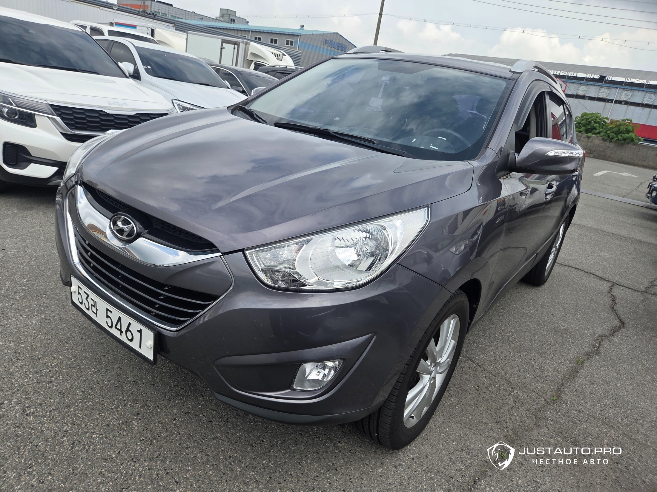 Автомобиль Hyundai Tucson