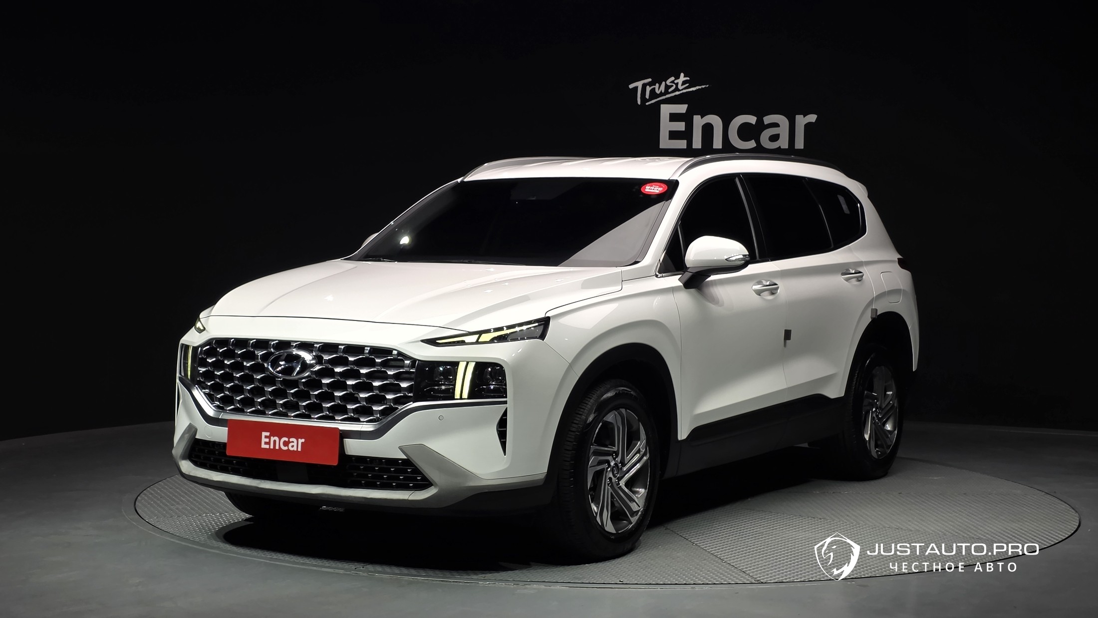 Автомобиль Hyundai Santafe