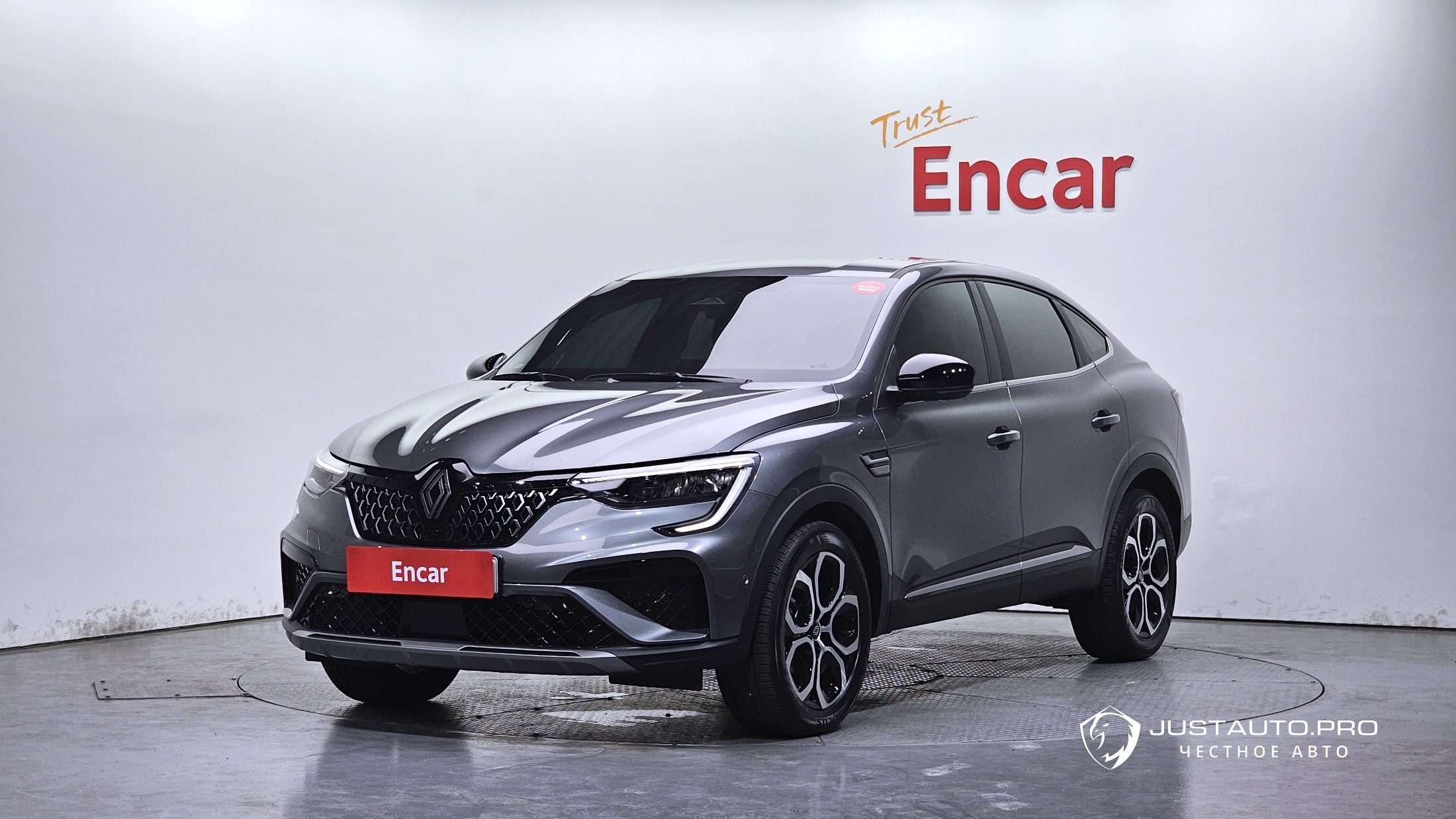 Автомобиль Renault-KoreaSamsung Arkana