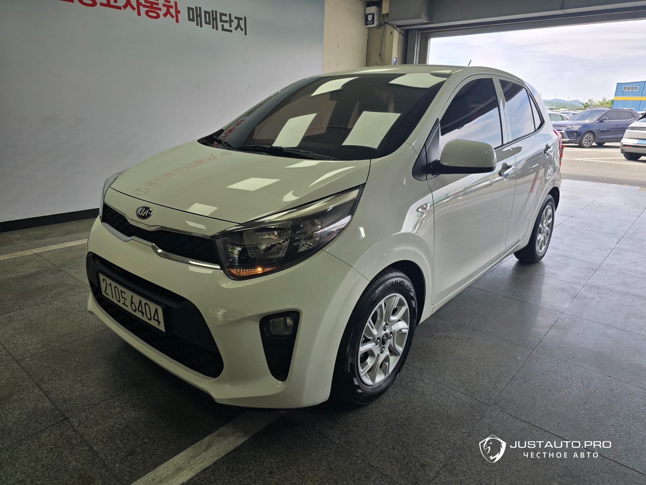 Автомобиль Kia morning