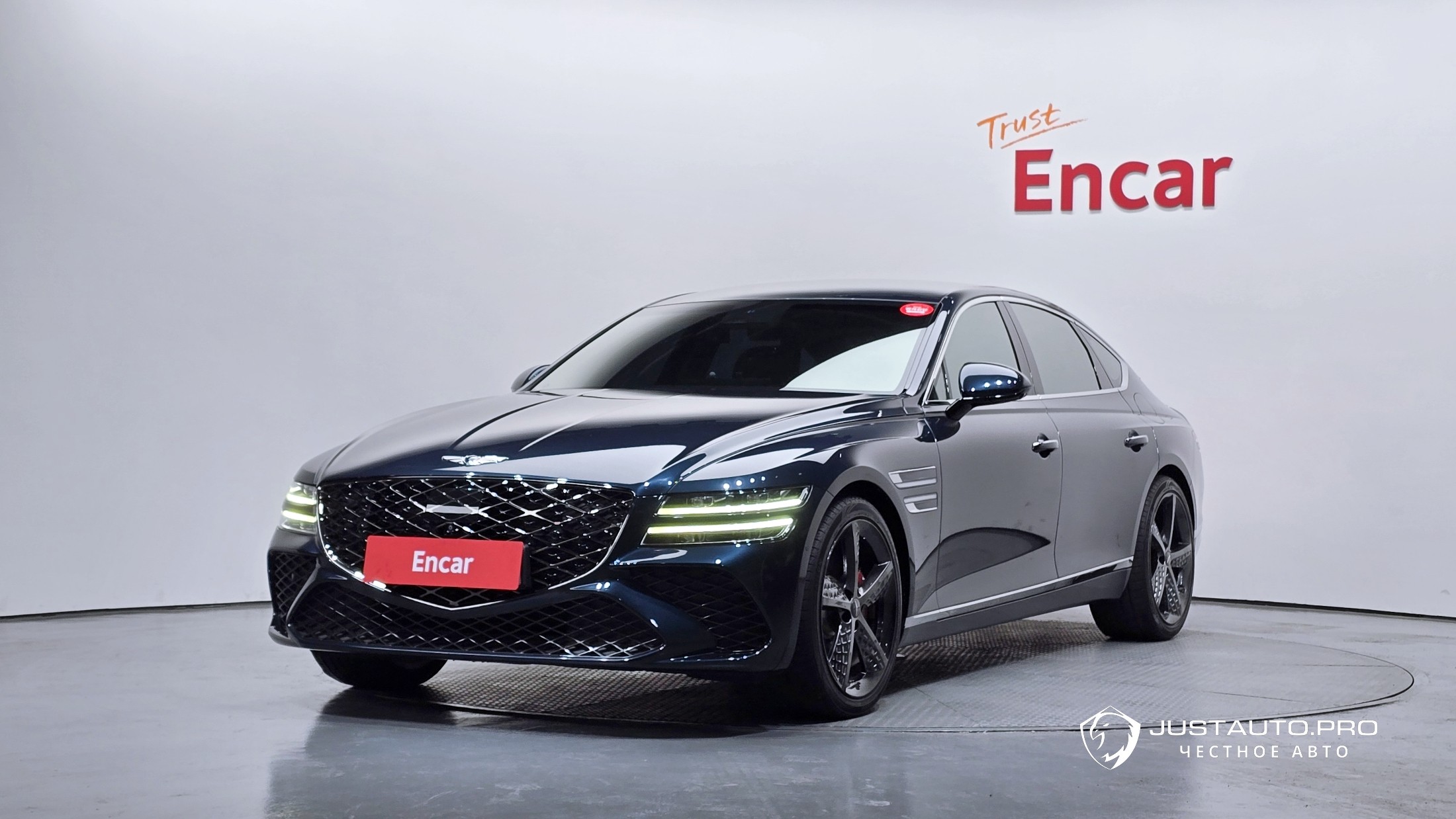 Автомобиль Genesis G80