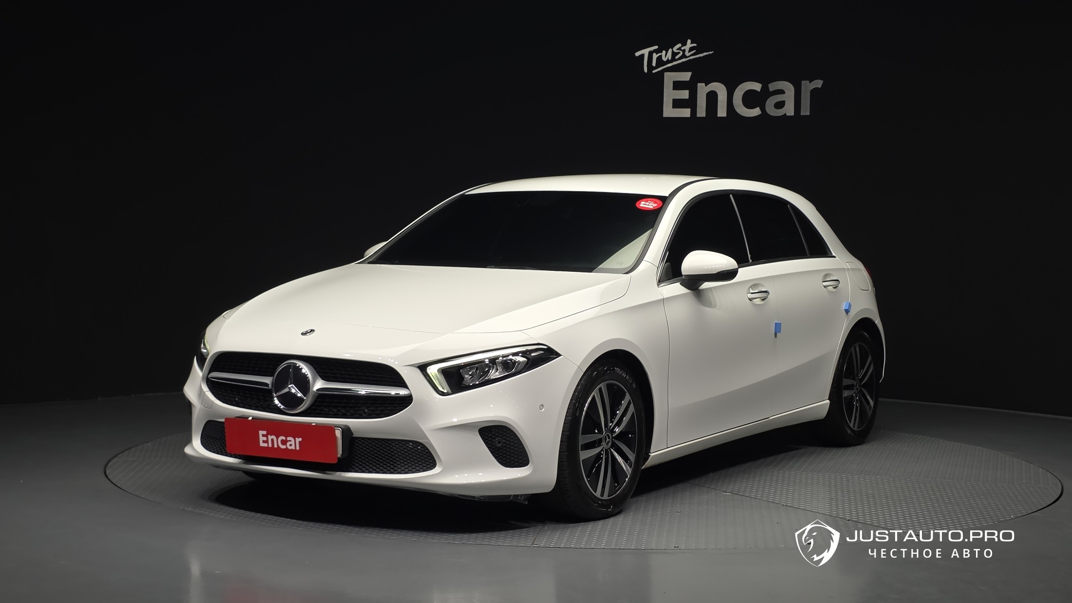 Автомобиль Mercedes-Benz A-Class