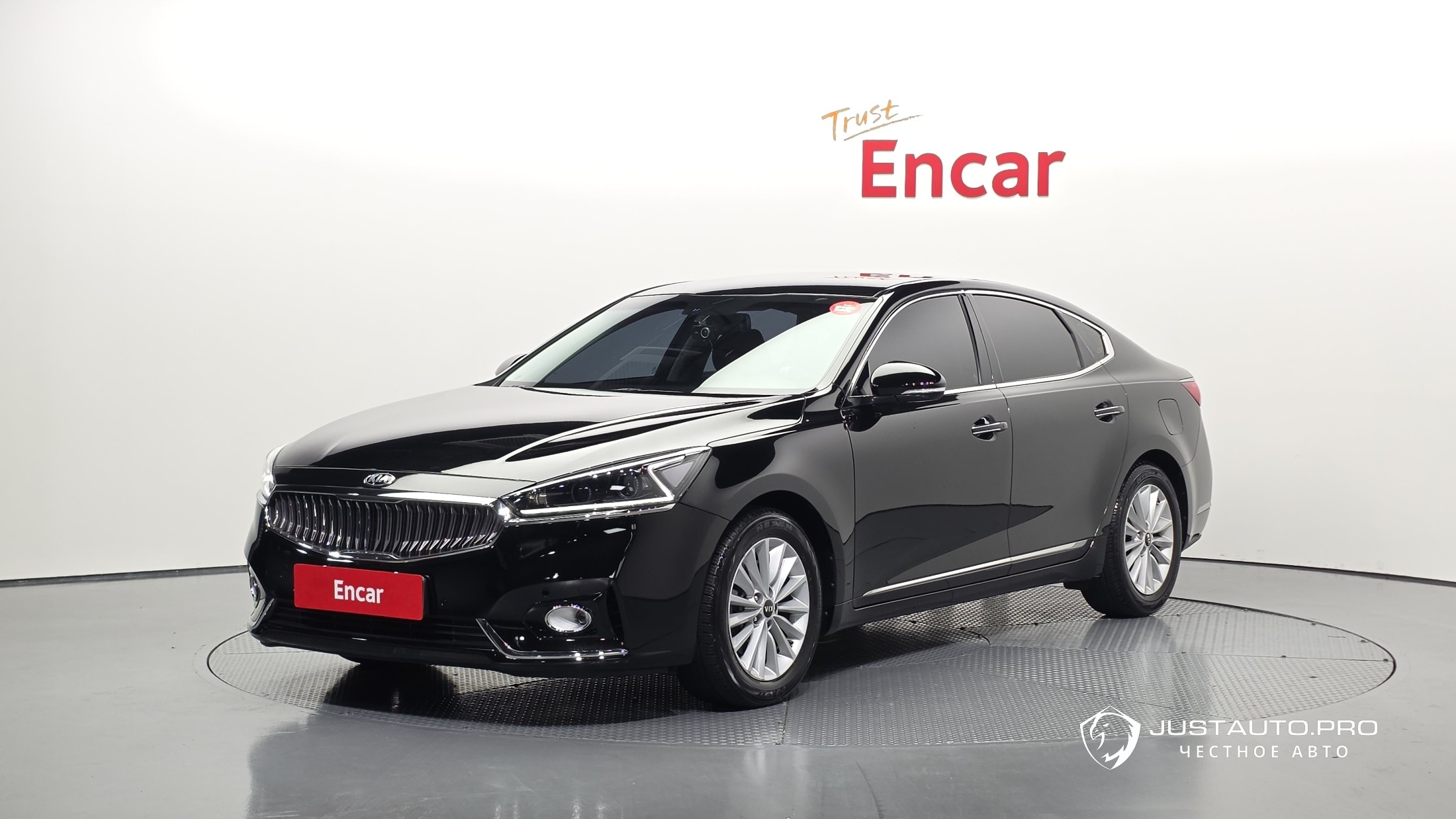 Автомобиль Kia K7