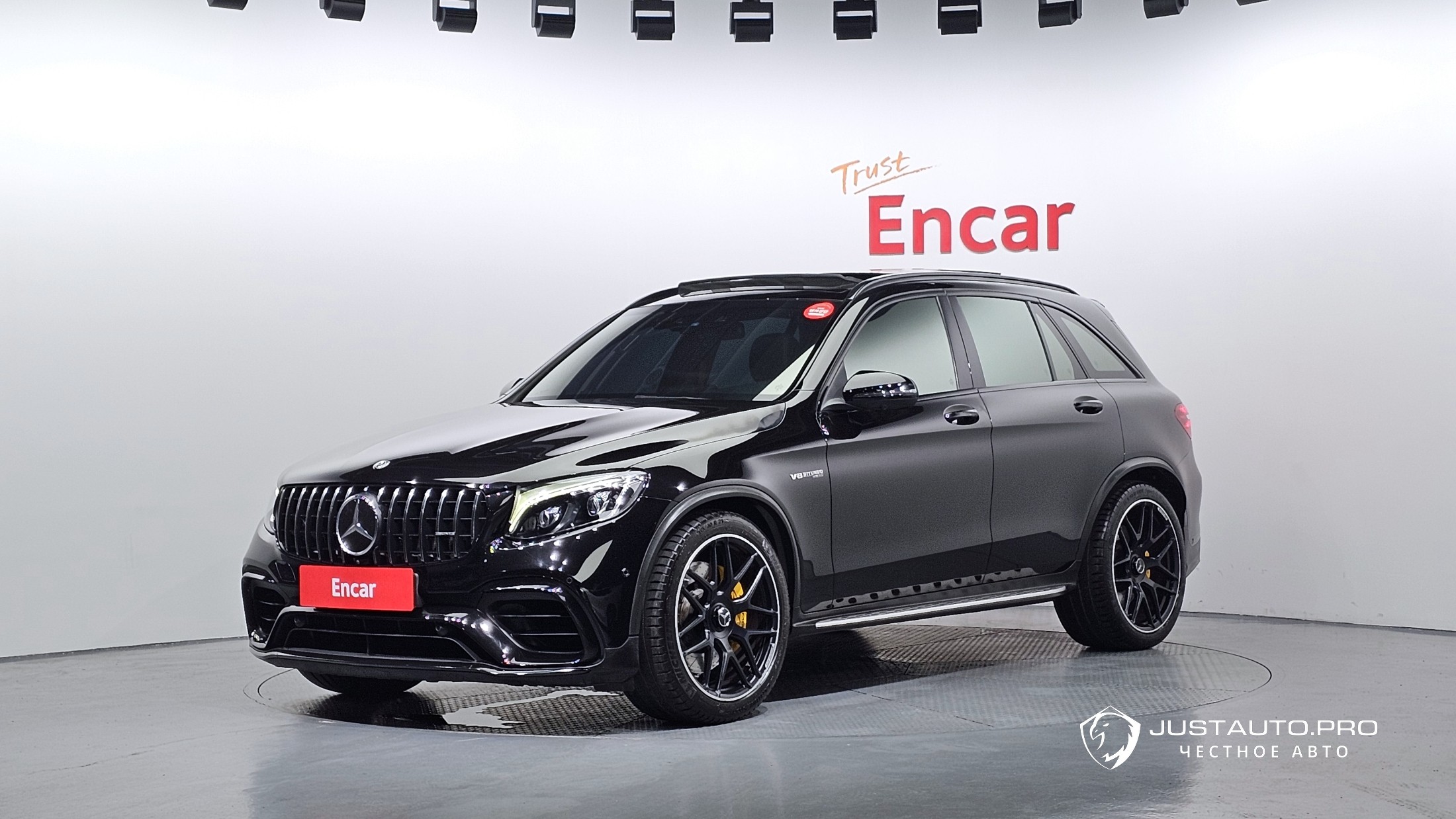Автомобиль Mercedes-Benz GLC-Class