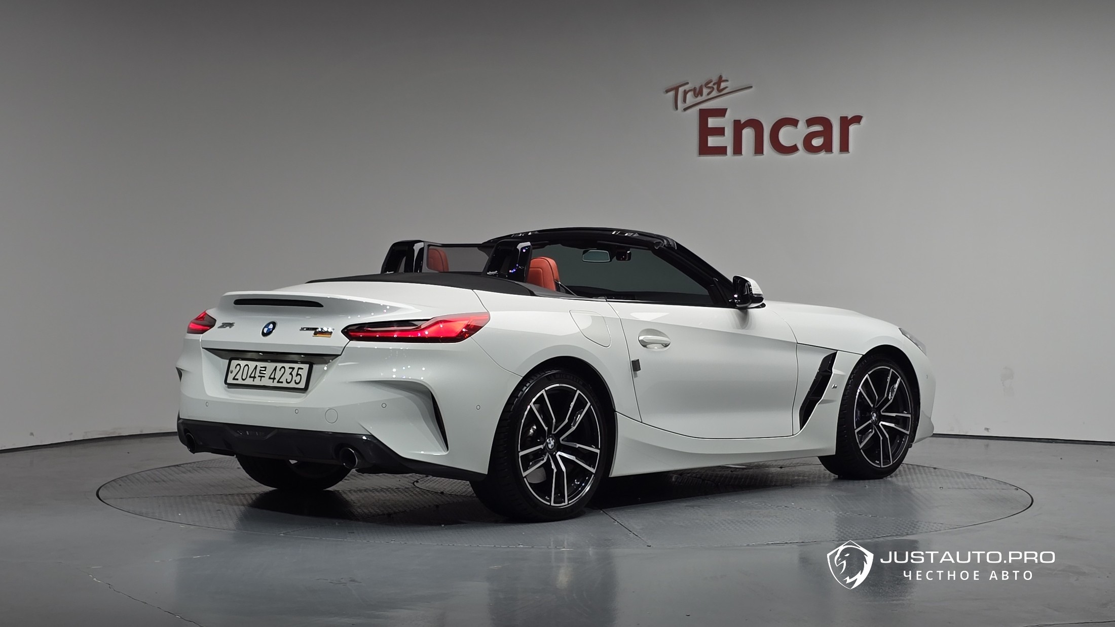 Автомобиль BMW Z4