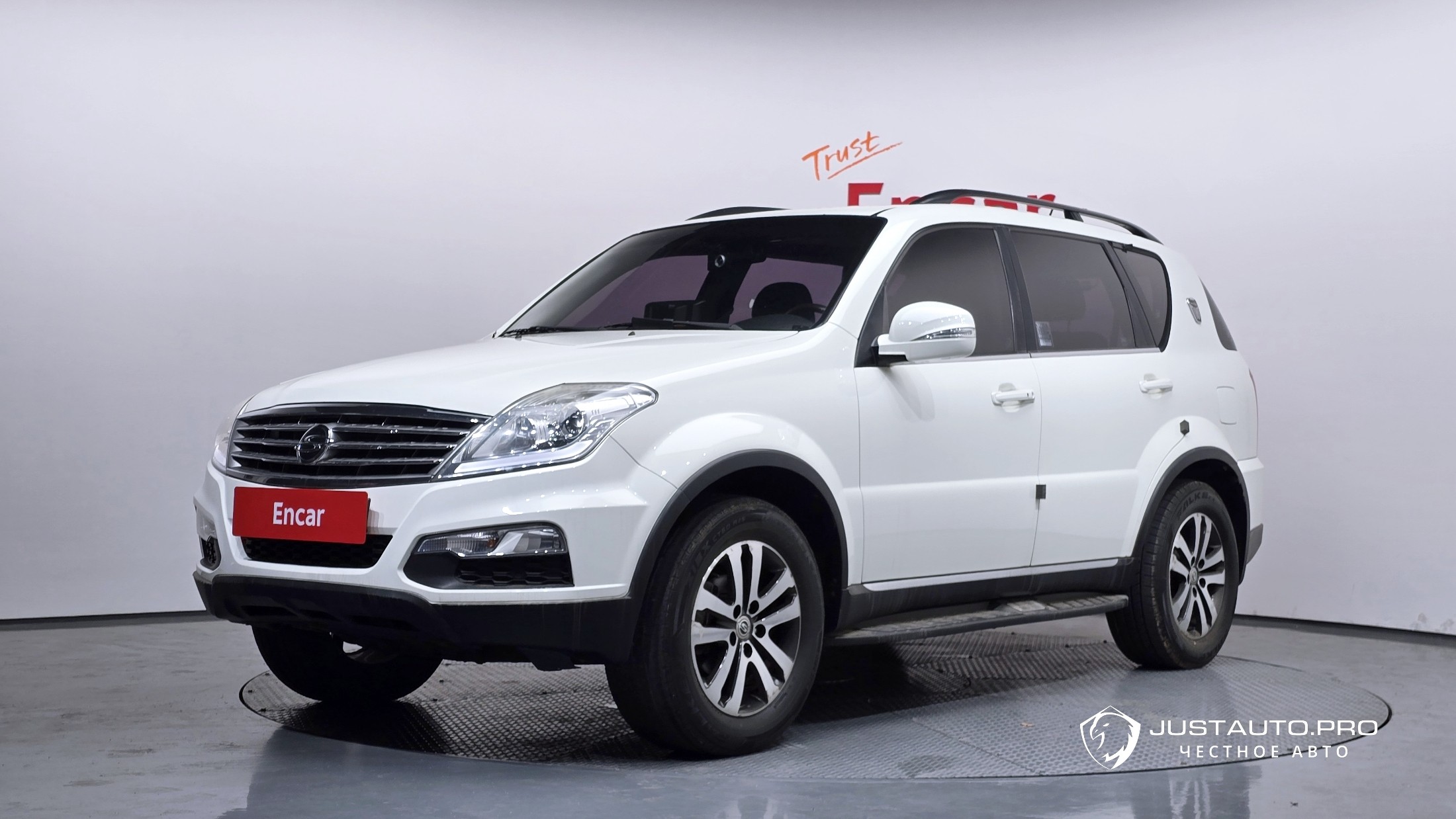 Автомобиль KG_Mobility_Ssangyong Rexton