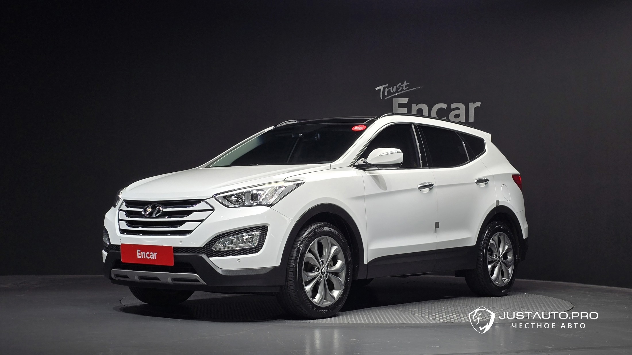 Автомобиль Hyundai Santafe