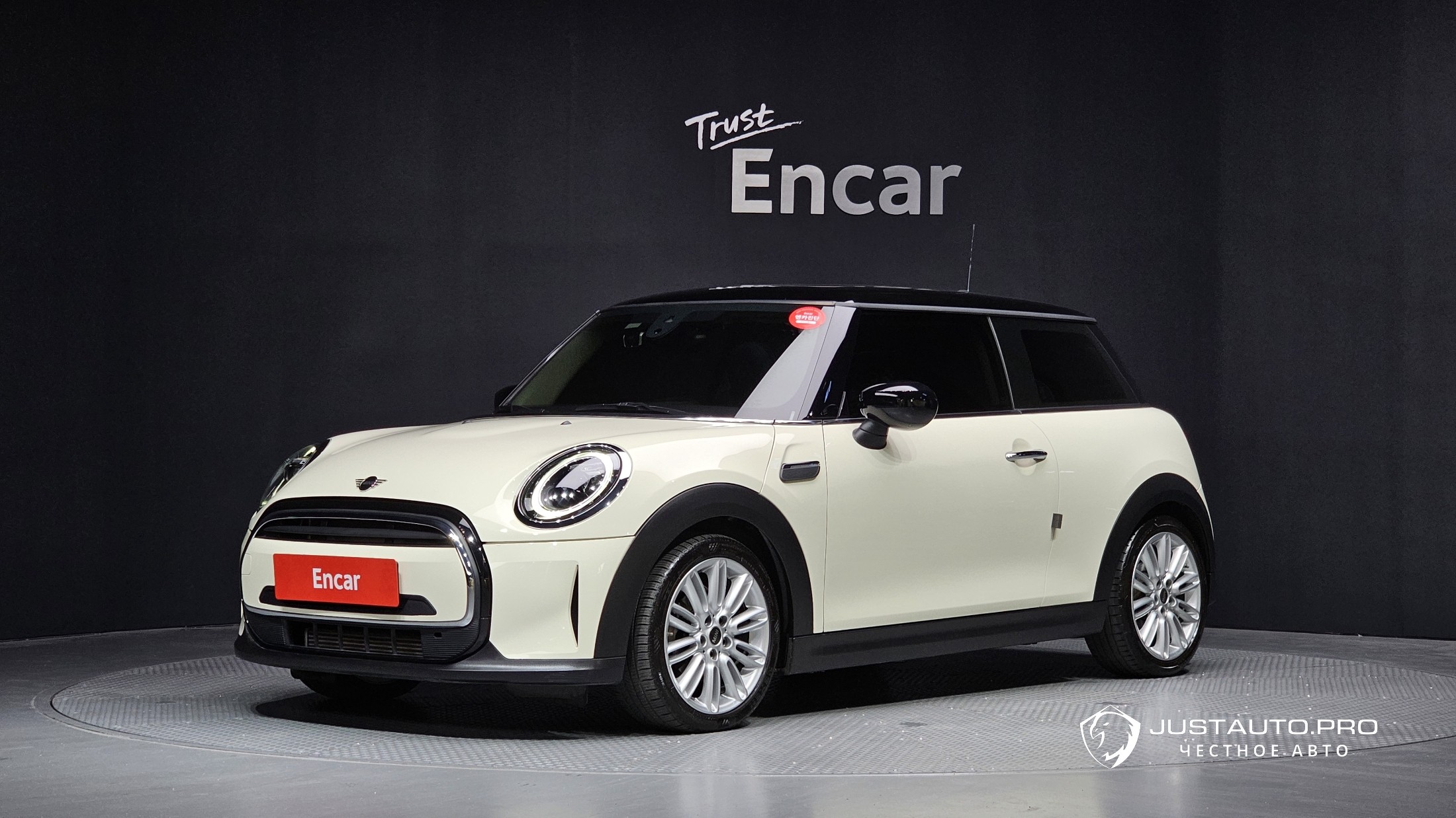 Автомобиль Mini Cooper