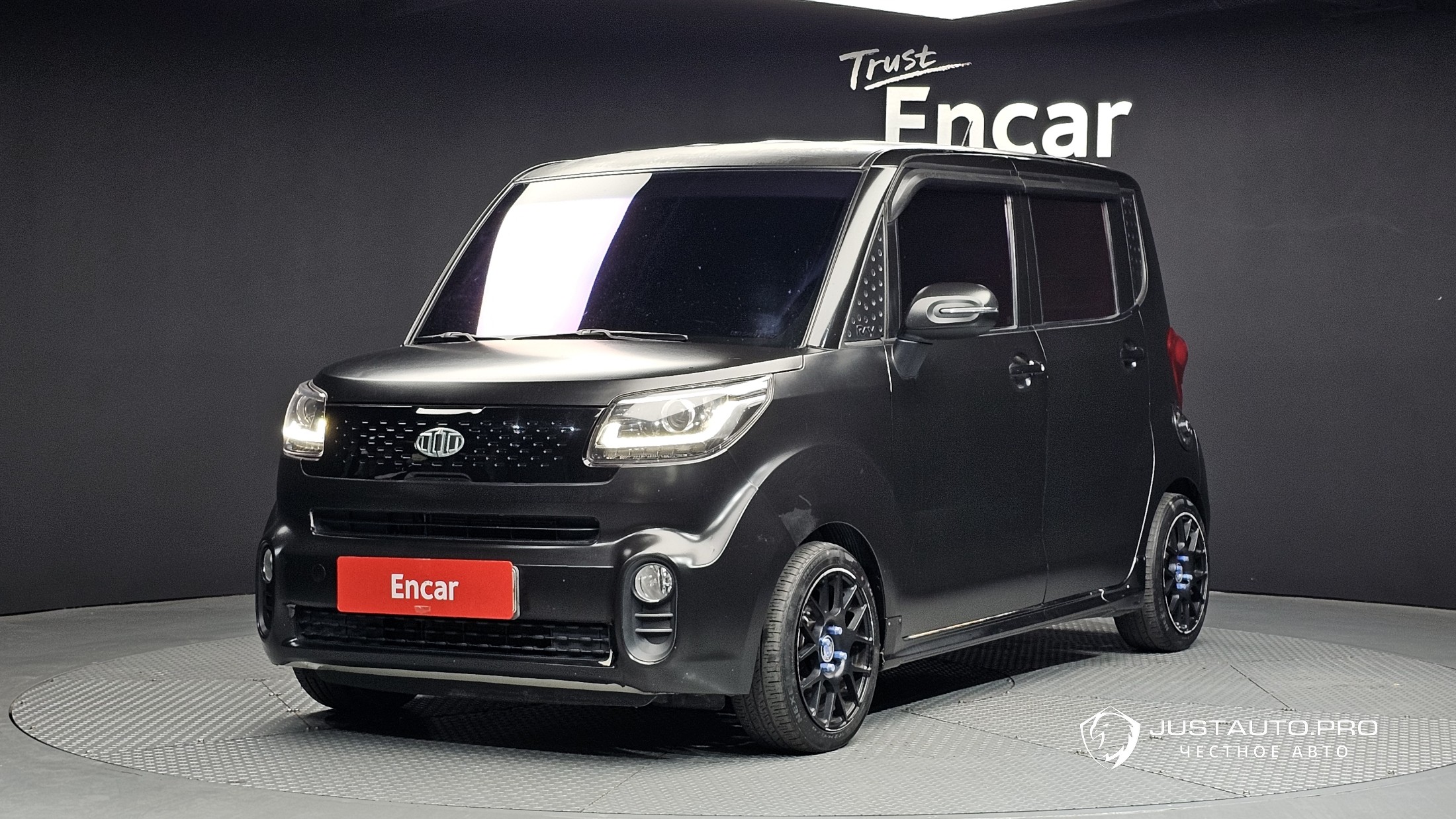 Автомобиль Kia RAY