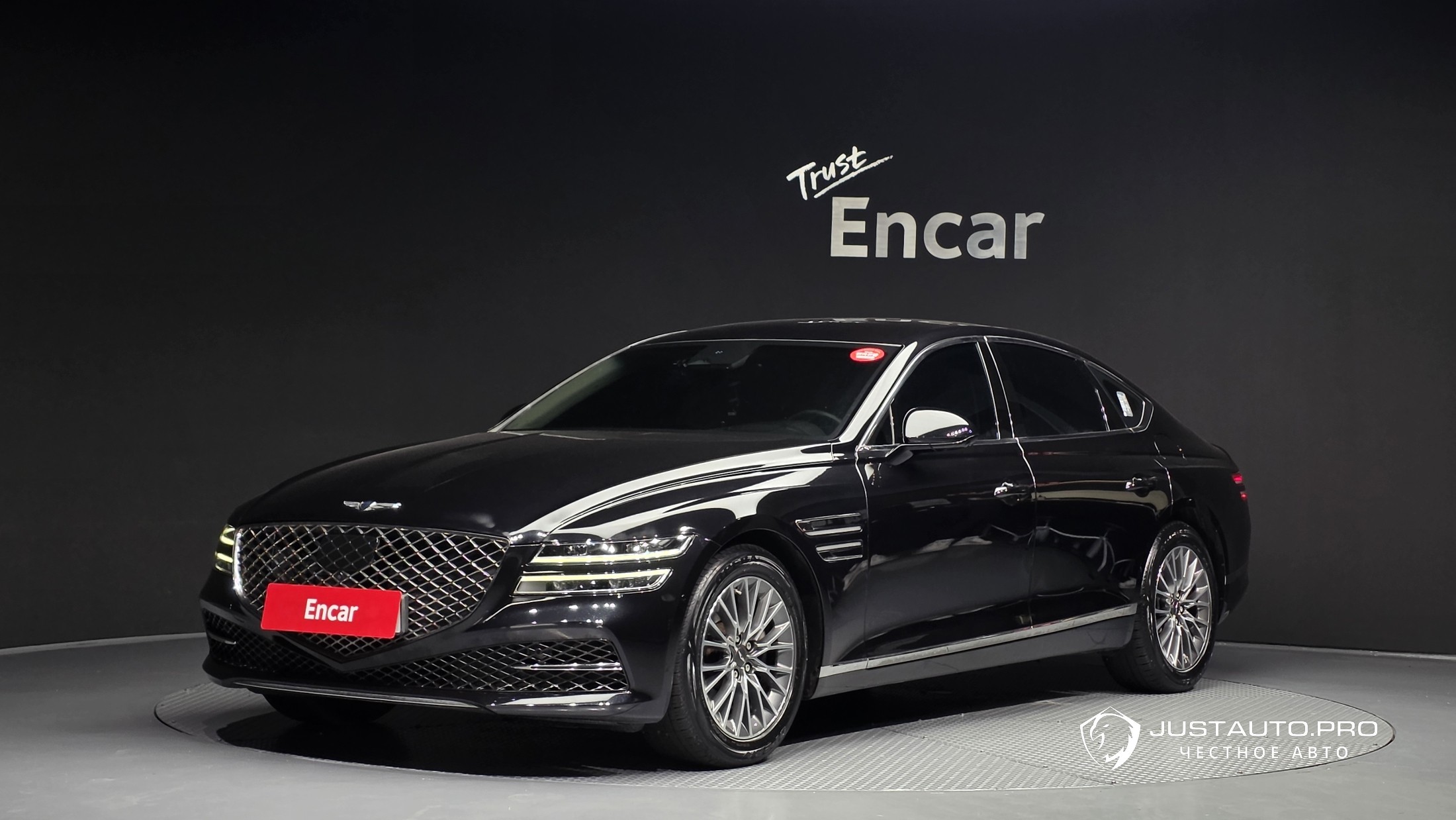 Автомобиль Genesis G80
