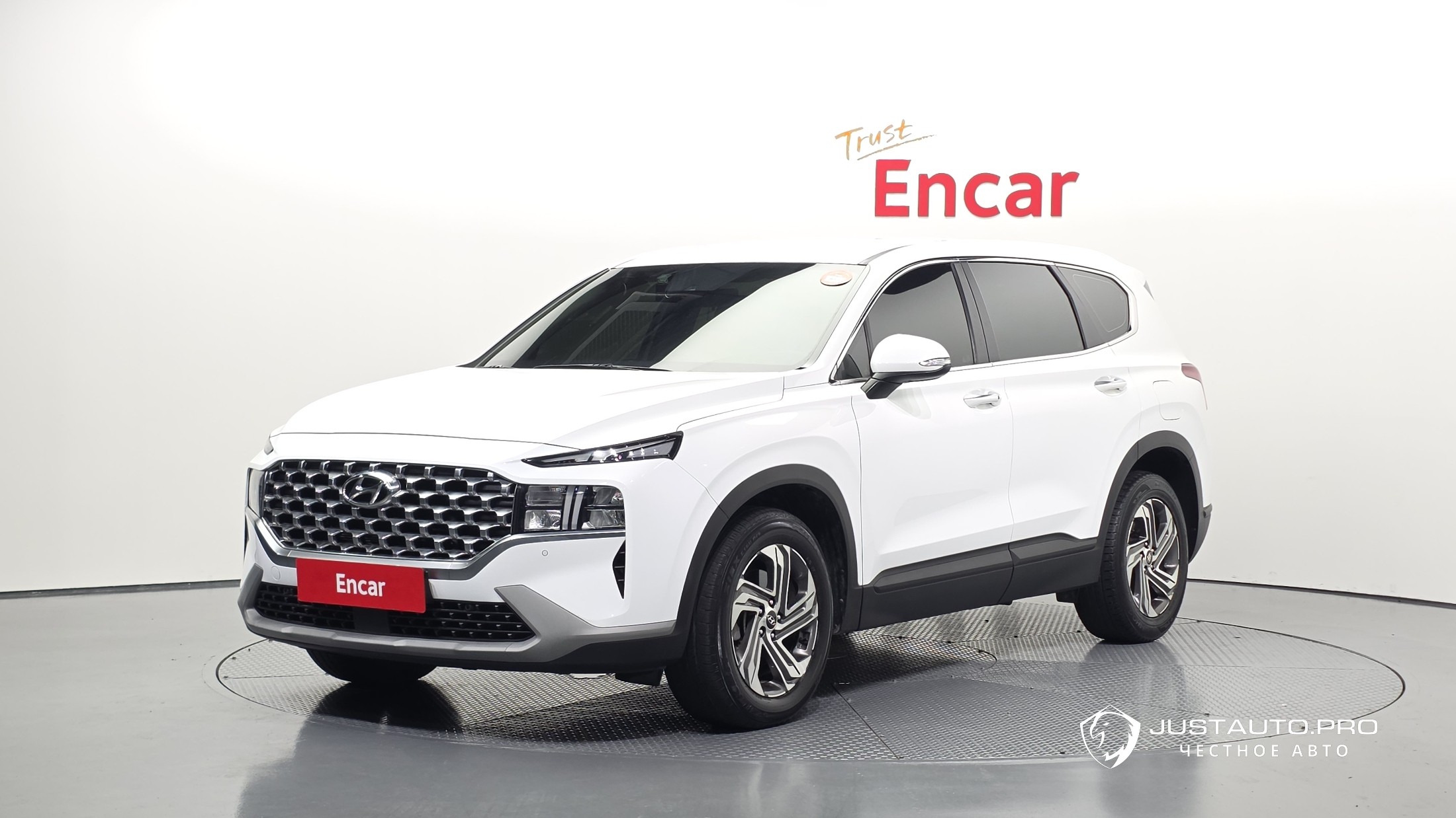 Автомобиль Hyundai Santafe