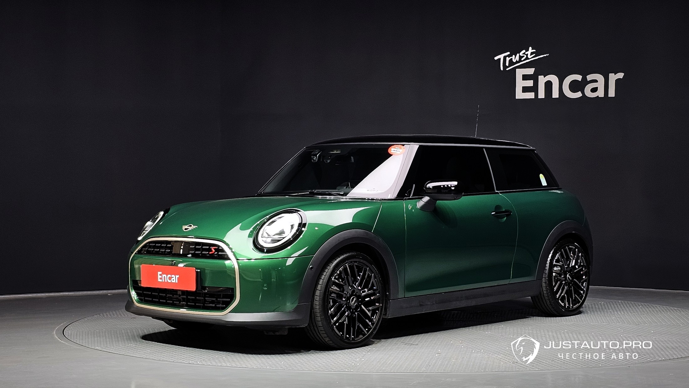 Автомобиль Mini Cooper