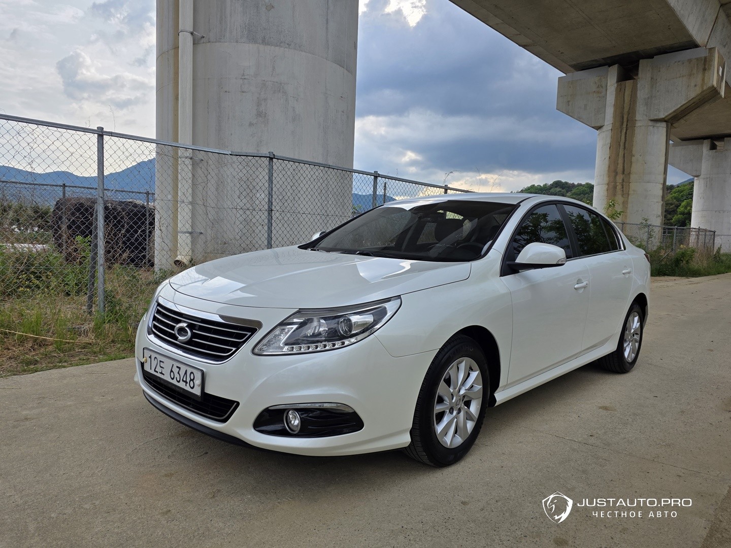 Автомобиль Renault-KoreaSamsung SM5 